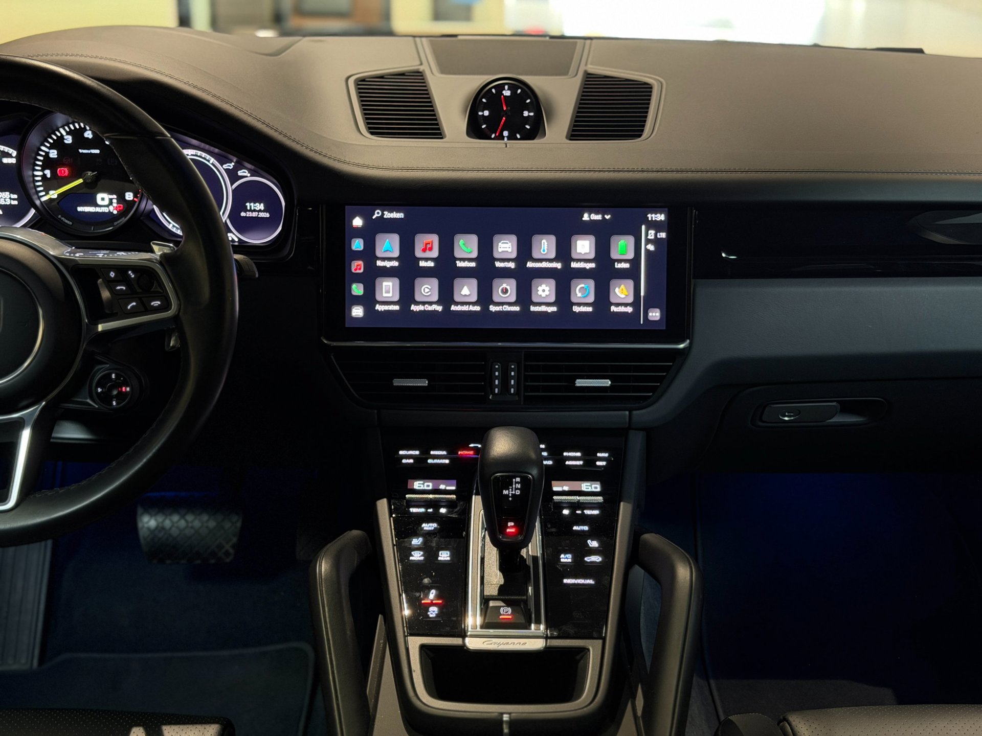 Foto van Porsche Cayenne E-hybrid