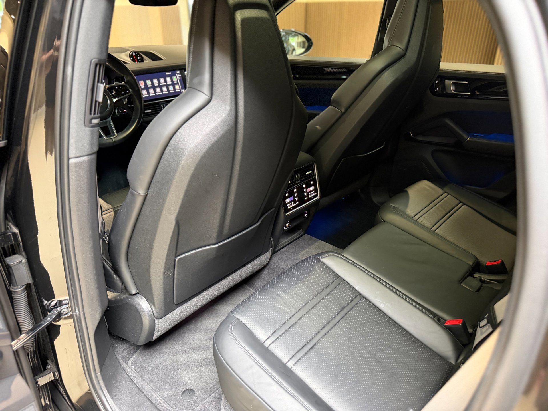 Foto van Porsche Cayenne E-hybrid
