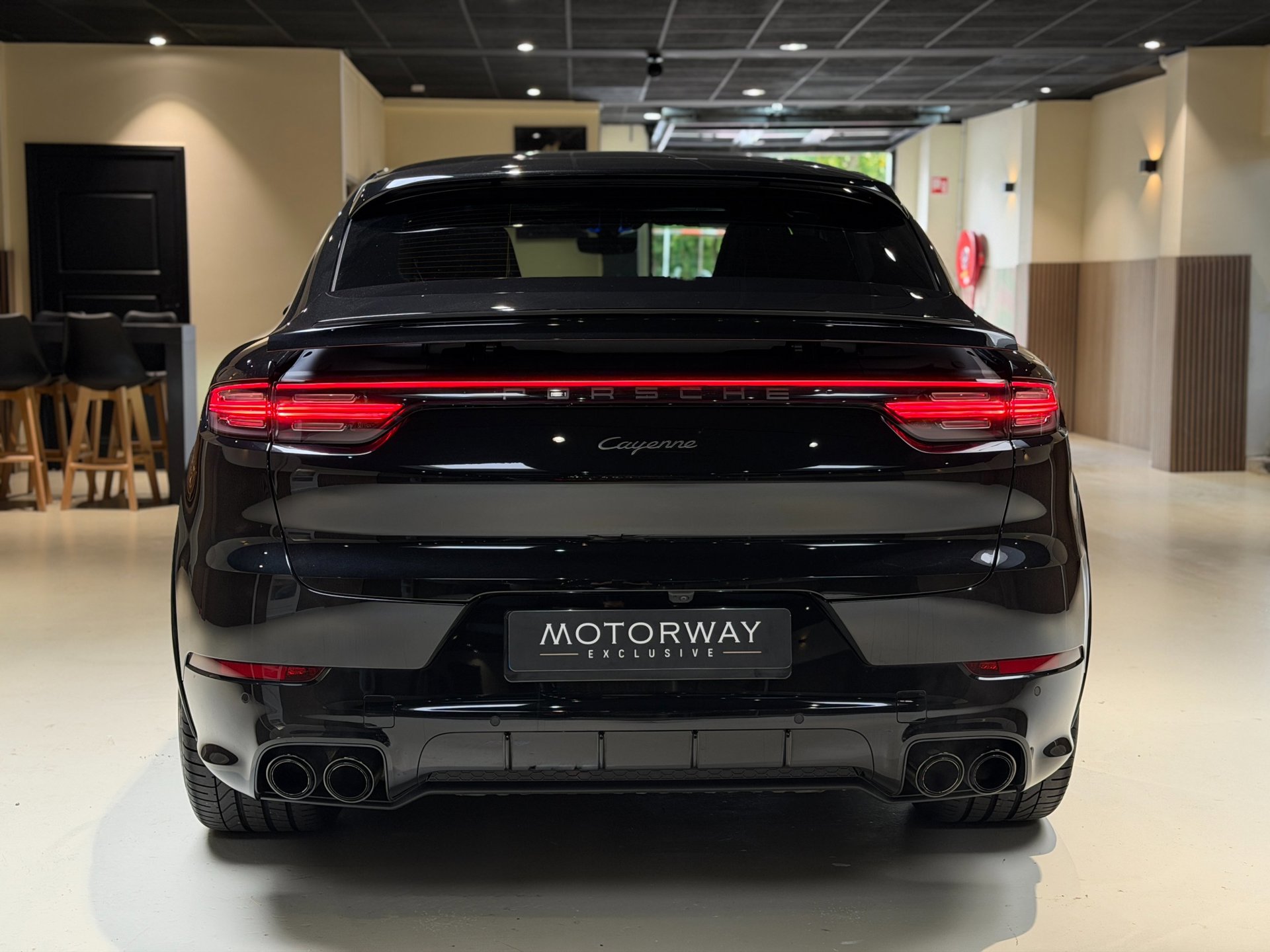 Foto van Porsche Cayenne E-hybrid