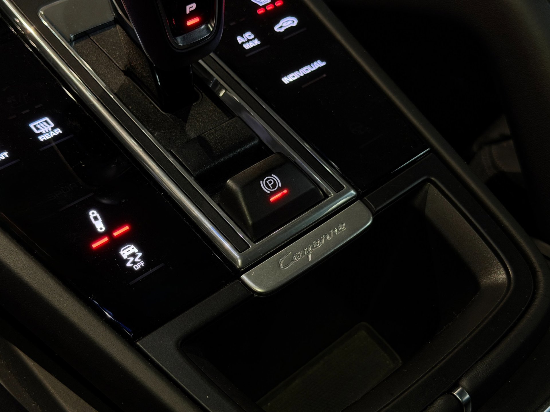 Foto van Porsche Cayenne E-hybrid