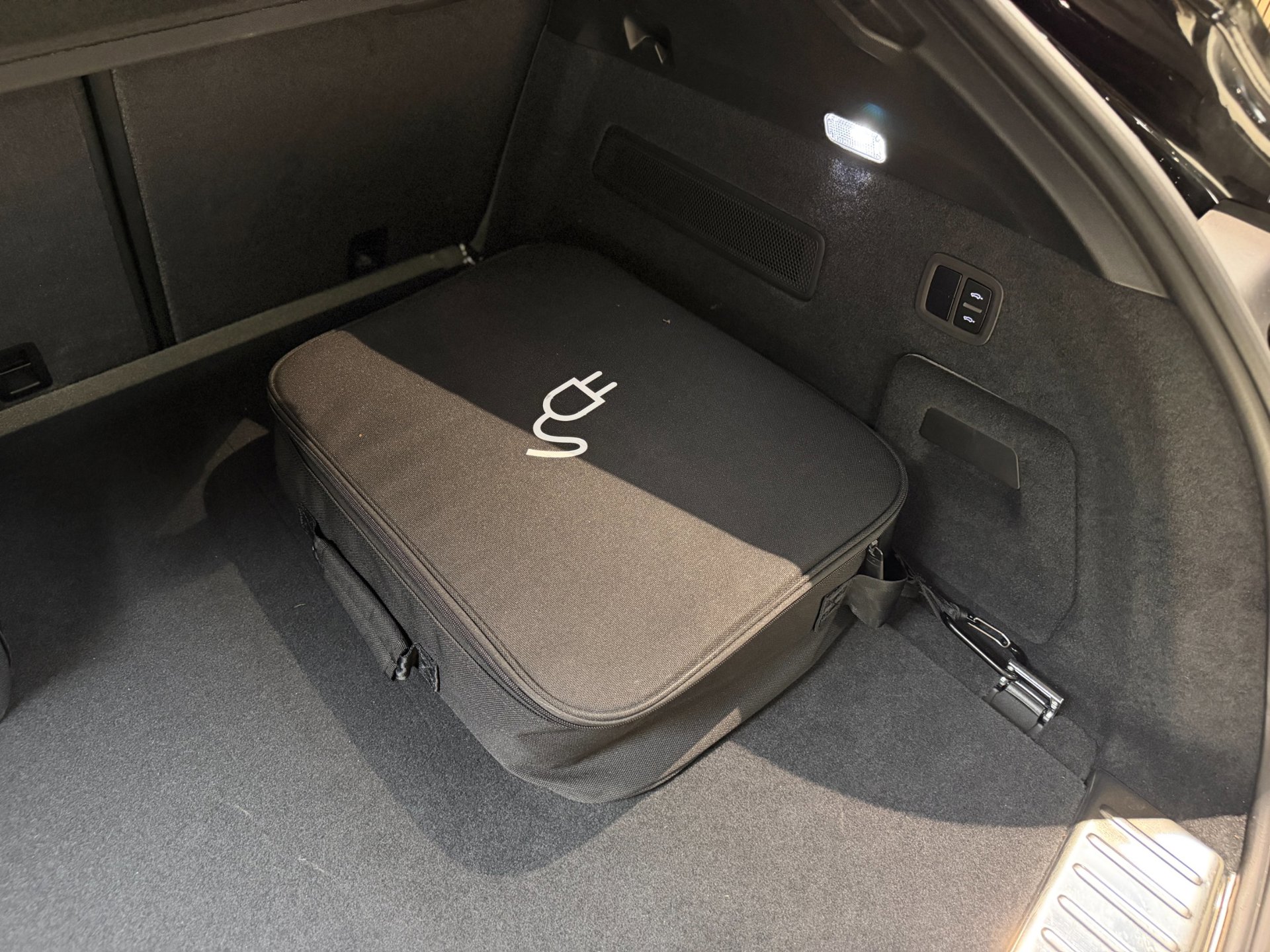 Foto van Porsche Cayenne E-hybrid