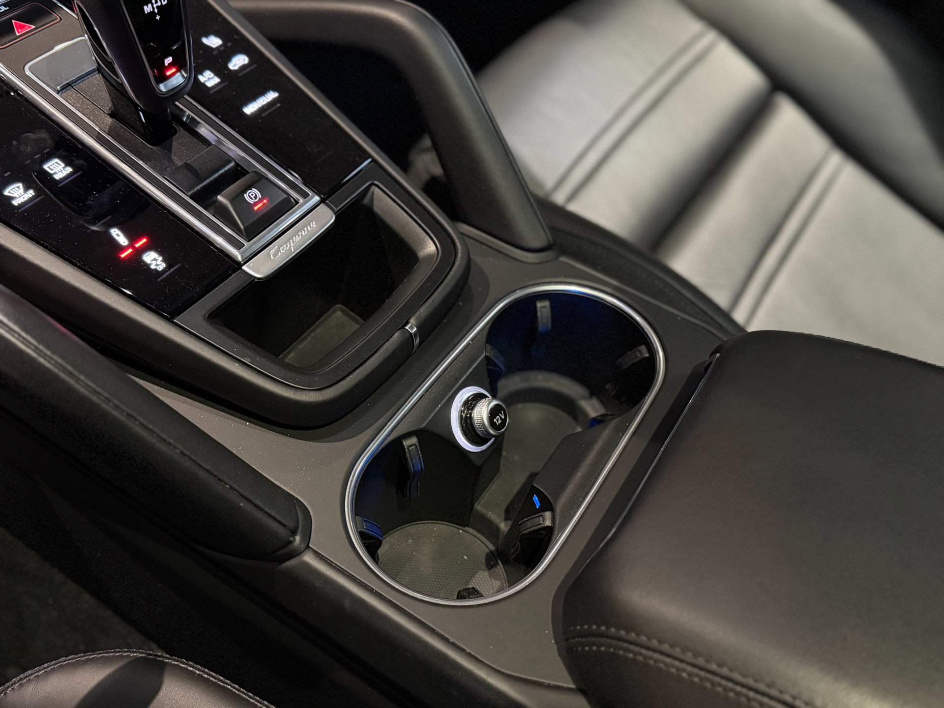 Foto van Porsche Cayenne E-hybrid