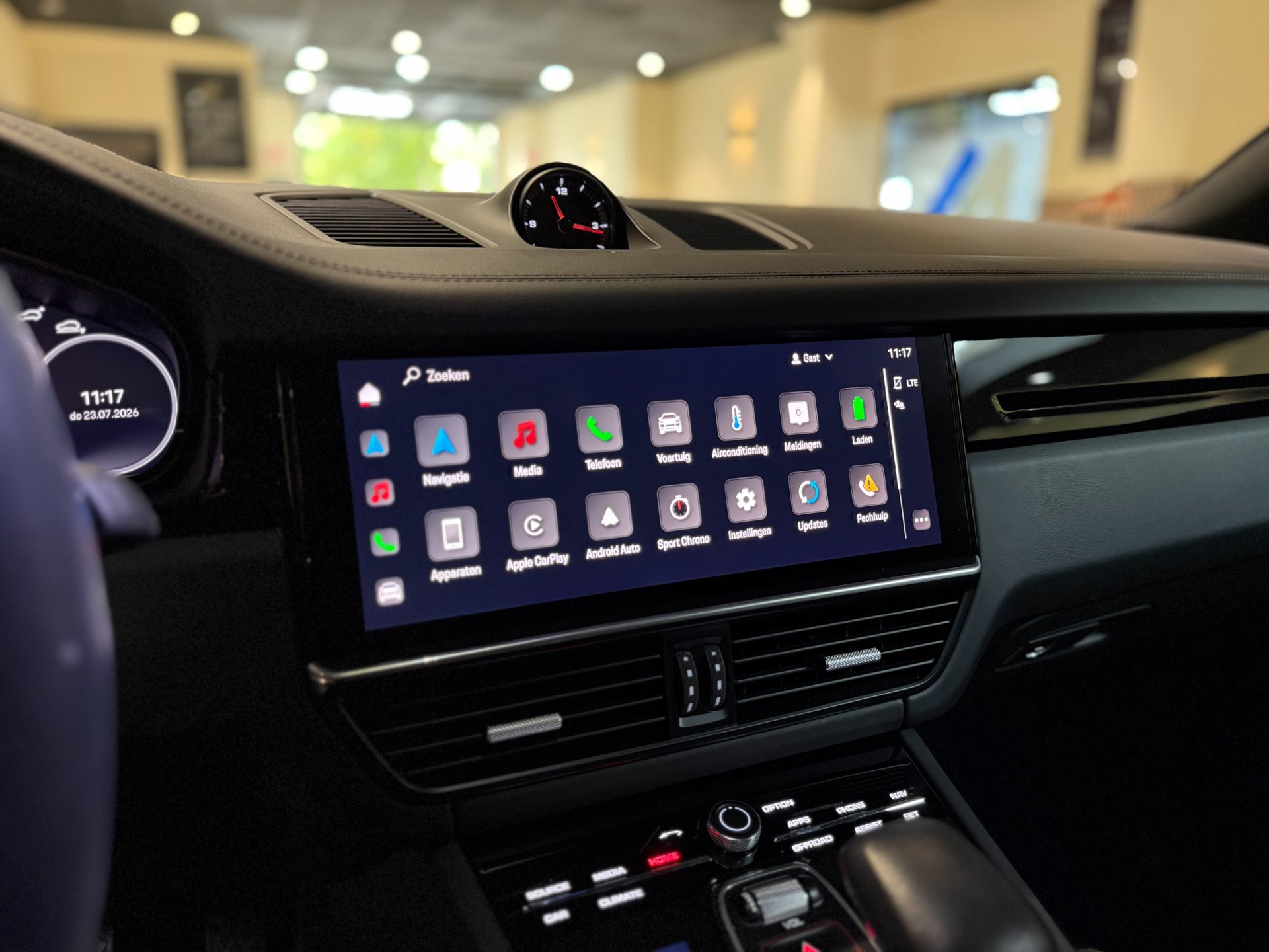 Foto van Porsche Cayenne E-hybrid