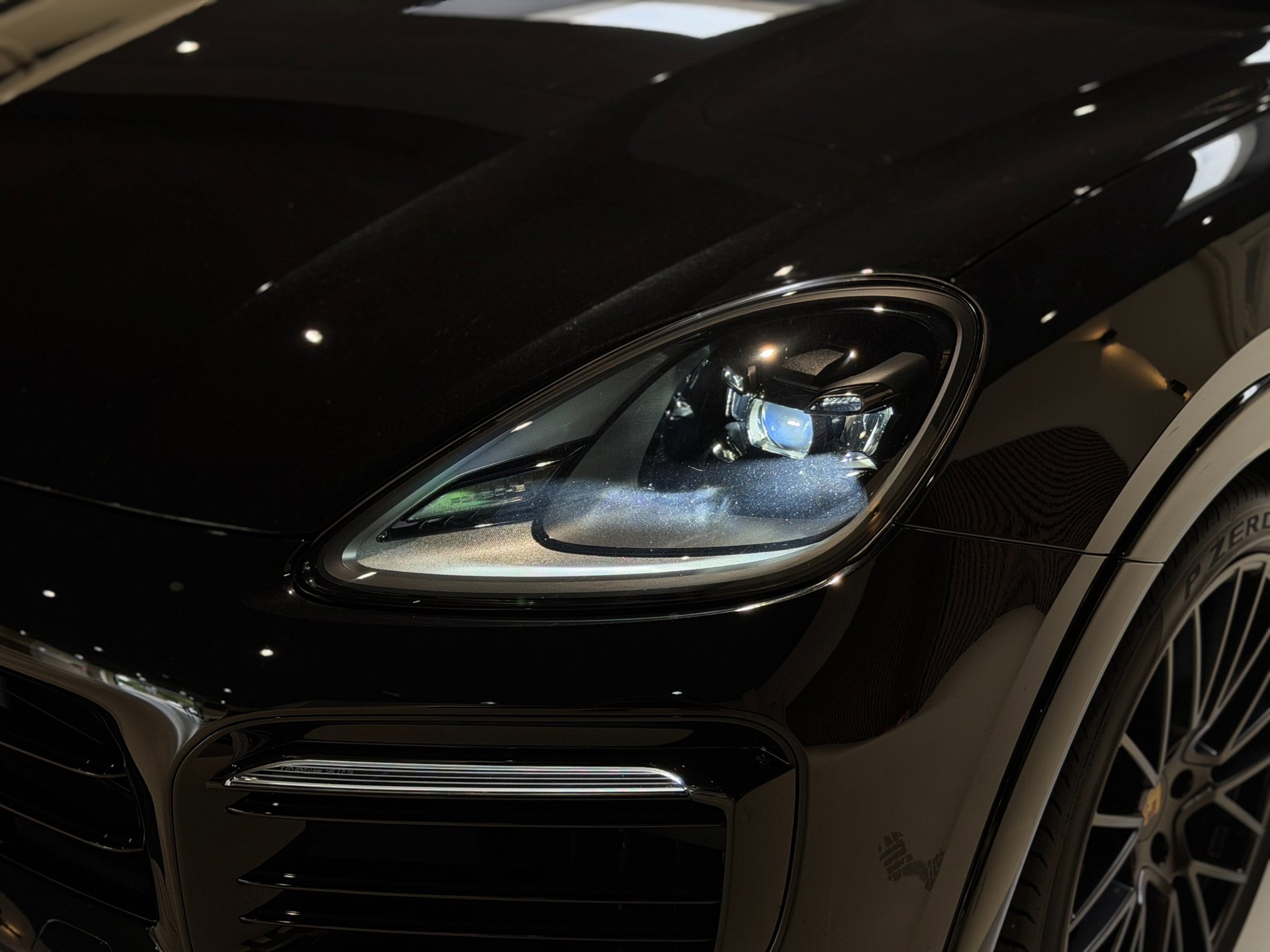 Foto van Porsche Cayenne E-hybrid