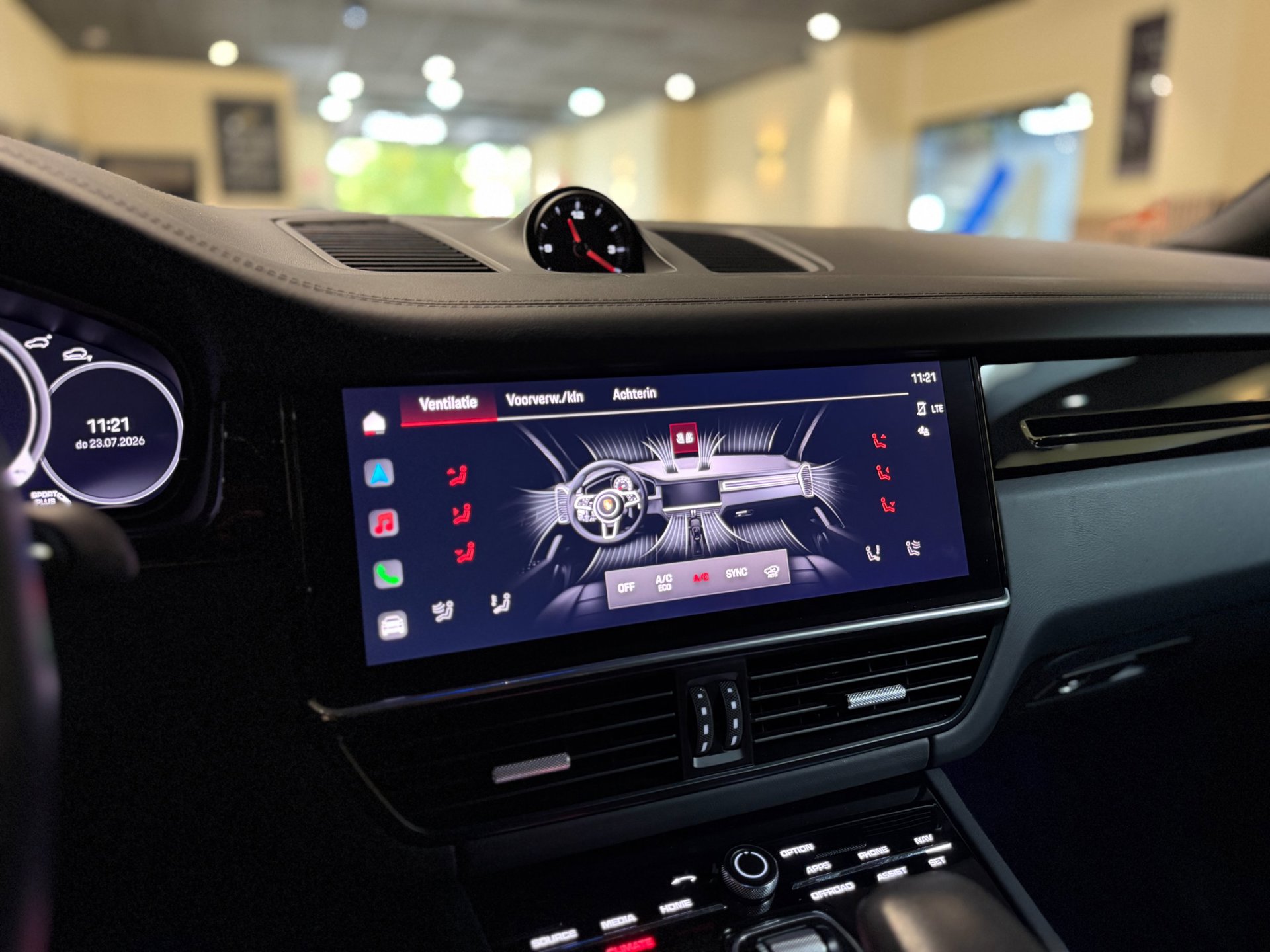 Foto van Porsche Cayenne E-hybrid