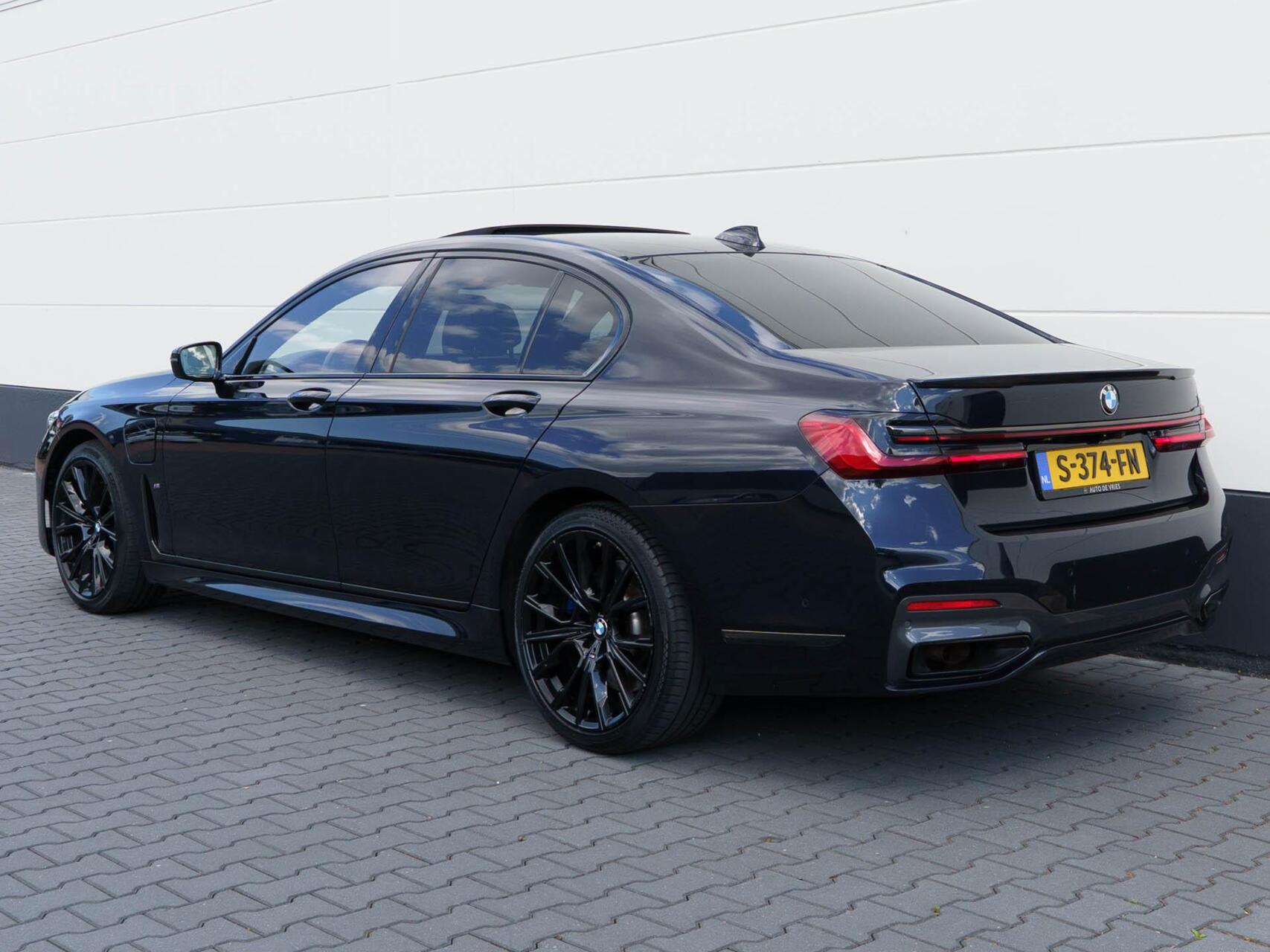Foto van BMW 745e