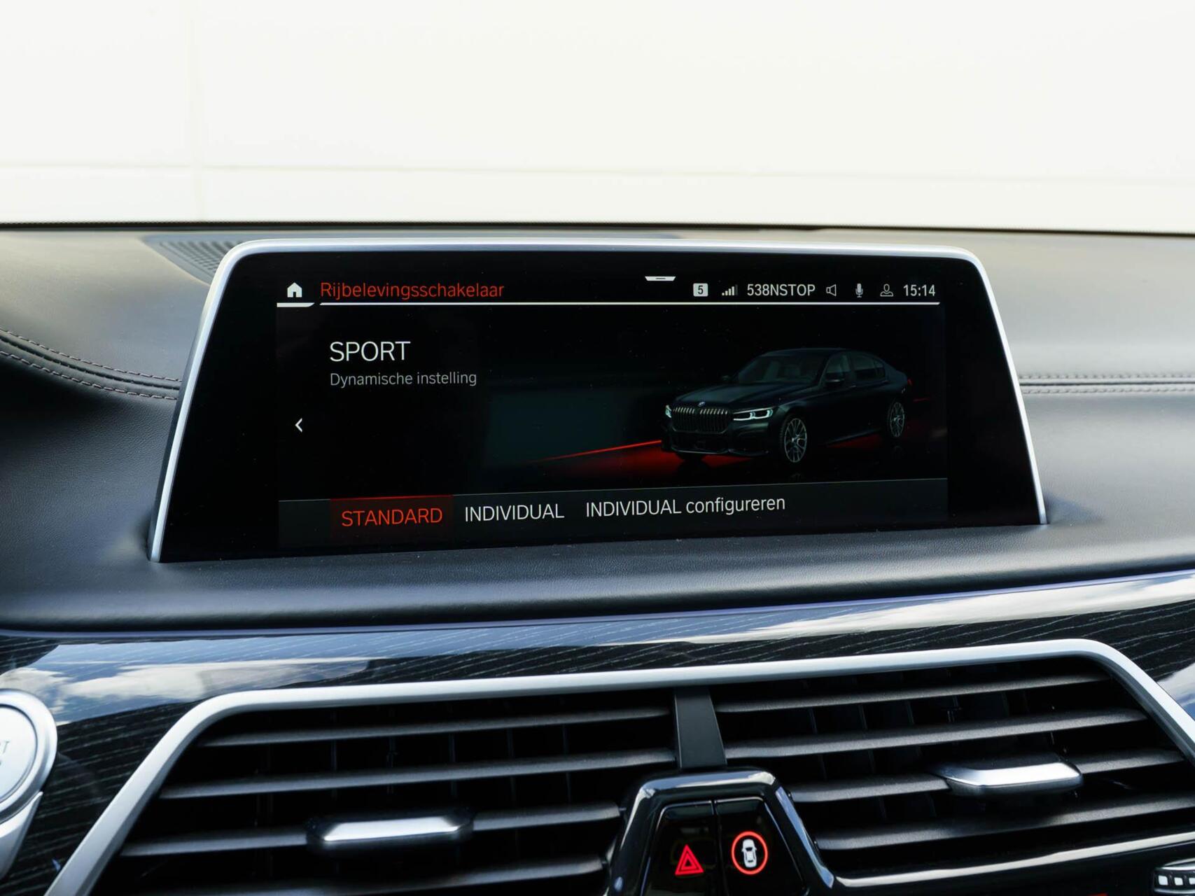 Foto van BMW 745e