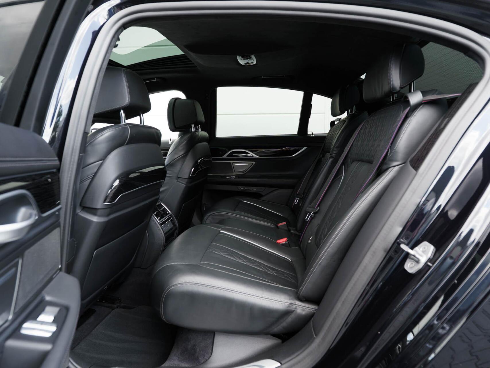 Foto van BMW 745e