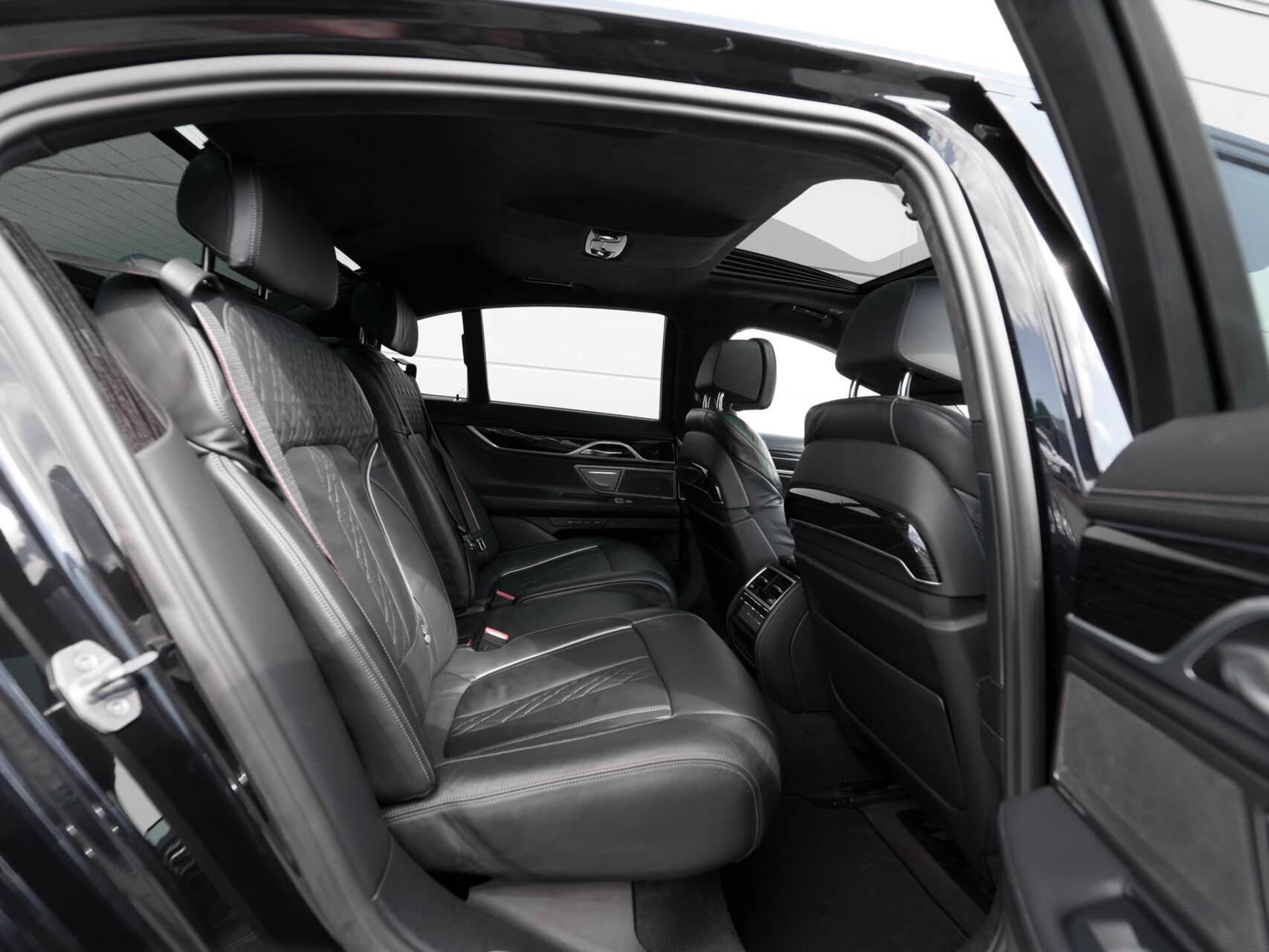 Foto van BMW 745e