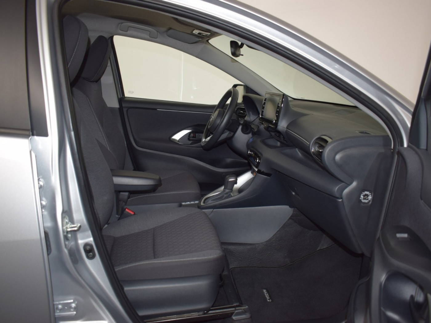 Foto van Mazda Mazda2 Hybrid