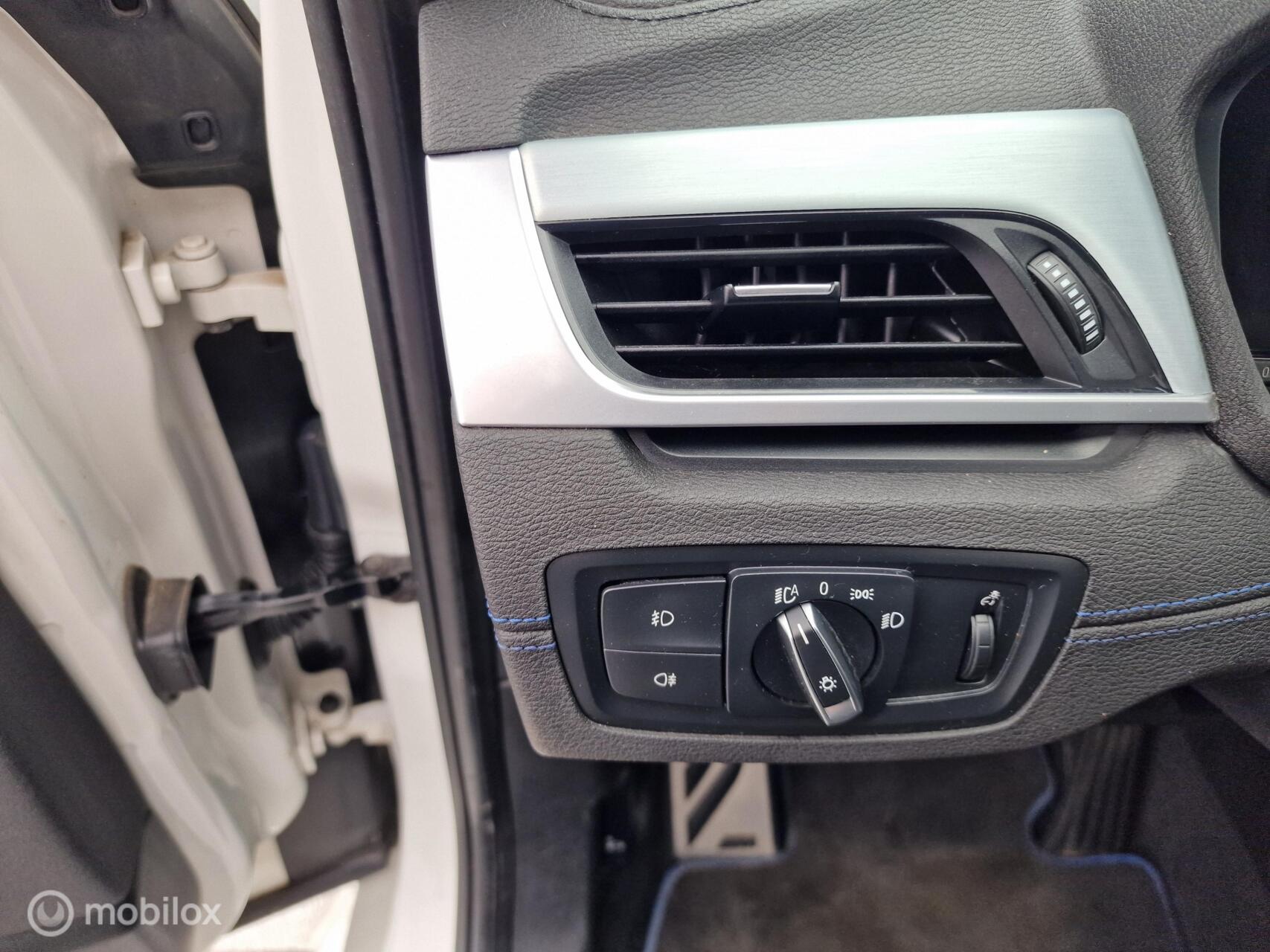 Foto van BMW X2 Sdrive20i