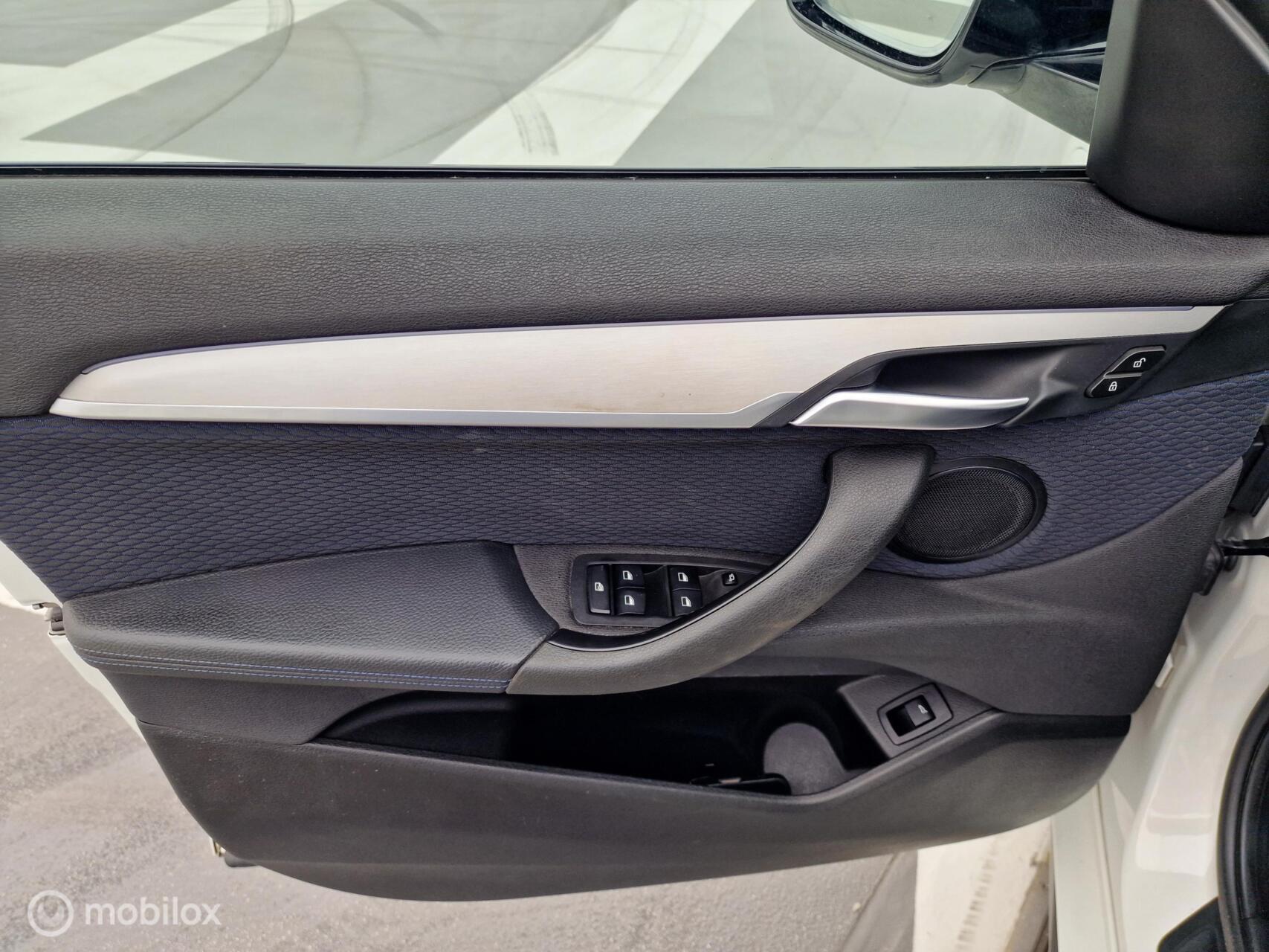 Foto van BMW X2 Sdrive20i