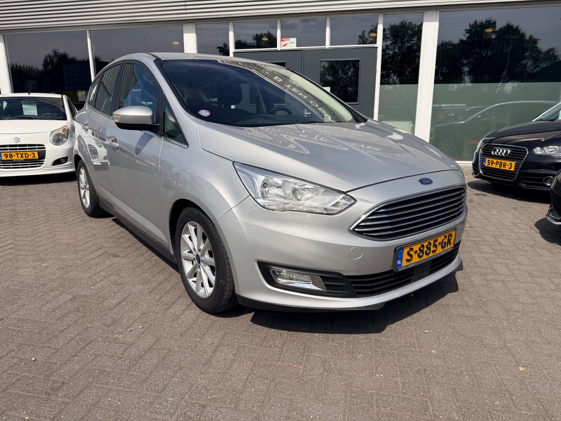 Ford C-max 1.0 Titanium/Navigatie/Camera/Dealer Onderhoud/Trekhaak. 2016 - voorkant