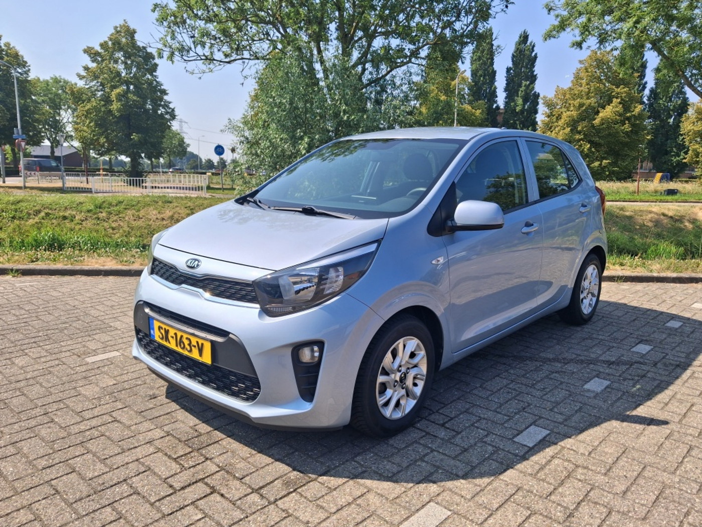 Kia Picanto 1.0 CVVT Co.Pl.L.Nav 2018 - voorkant