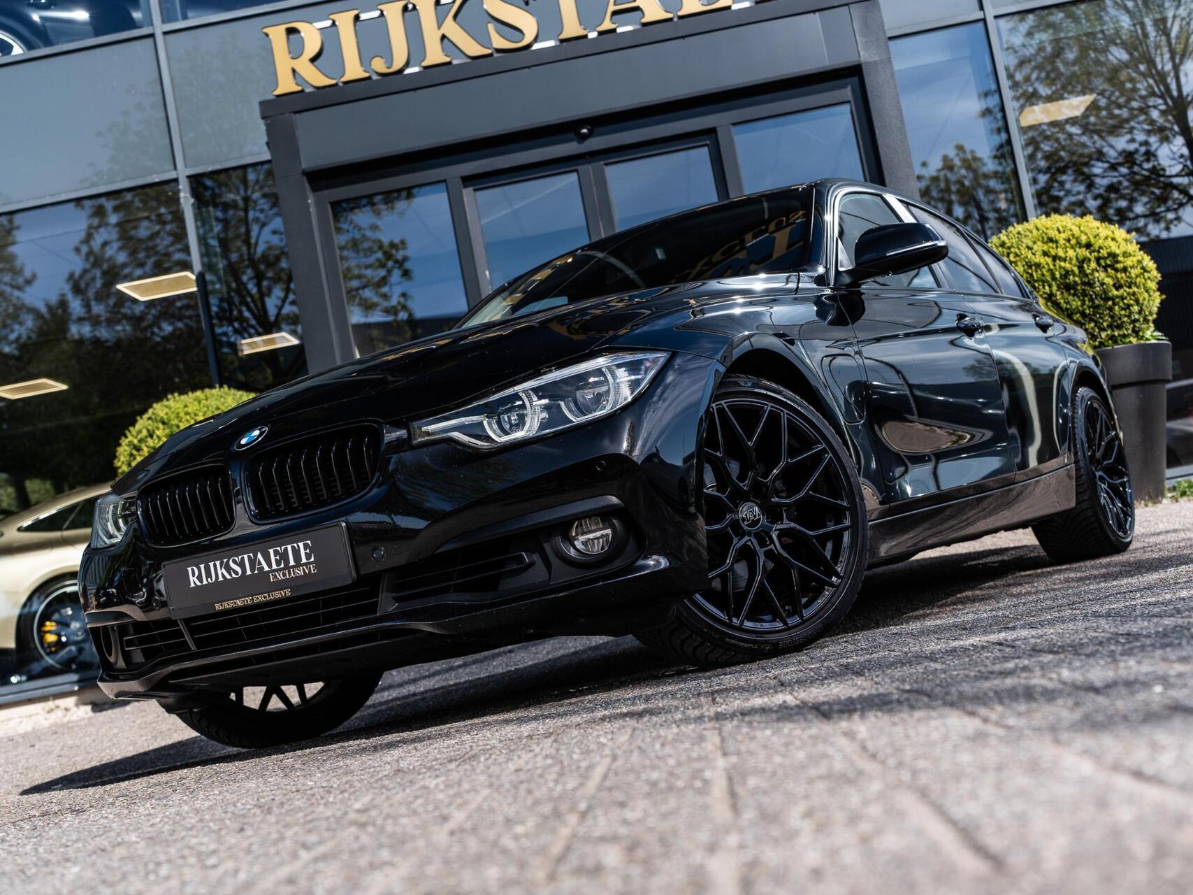 Foto van BMW 330e Iperformance