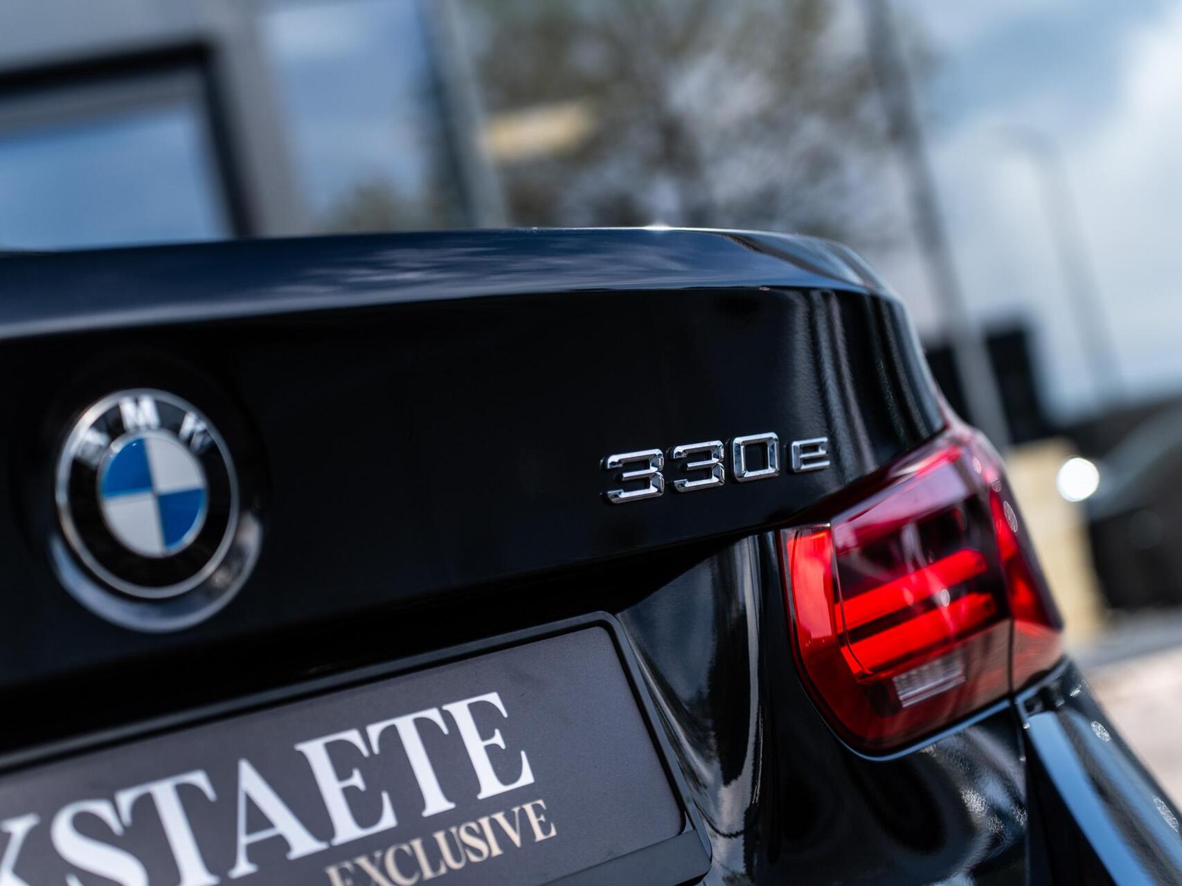 Foto van BMW 330e Iperformance
