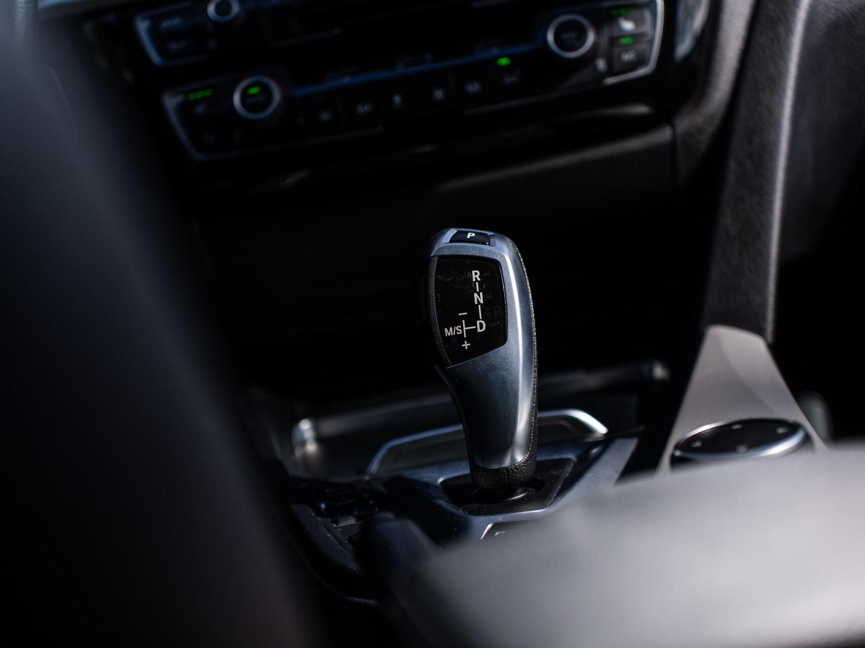Foto van BMW 330e Iperformance
