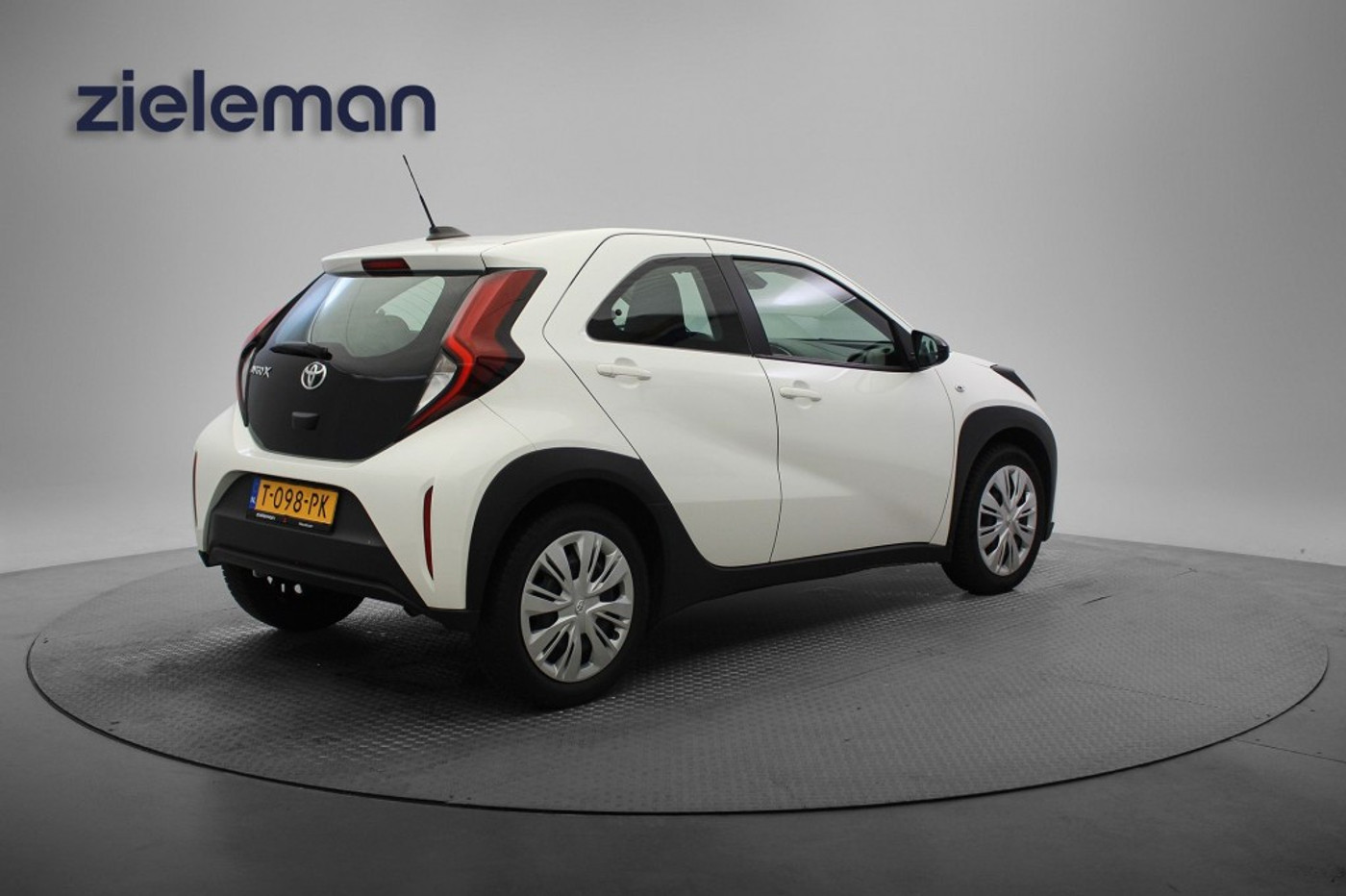 Foto van Toyota Toyota Aygo X