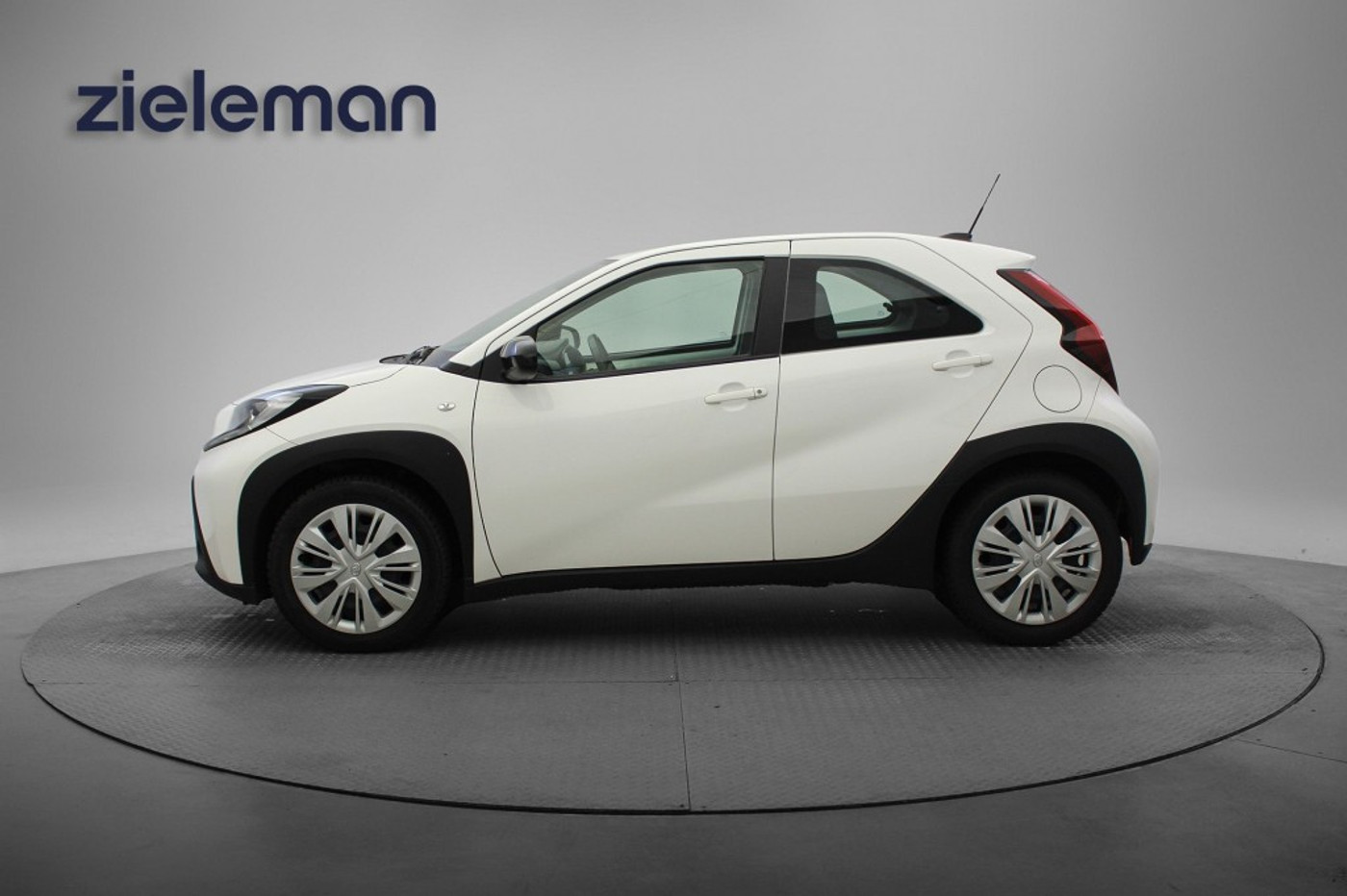 Foto van Toyota Toyota Aygo X