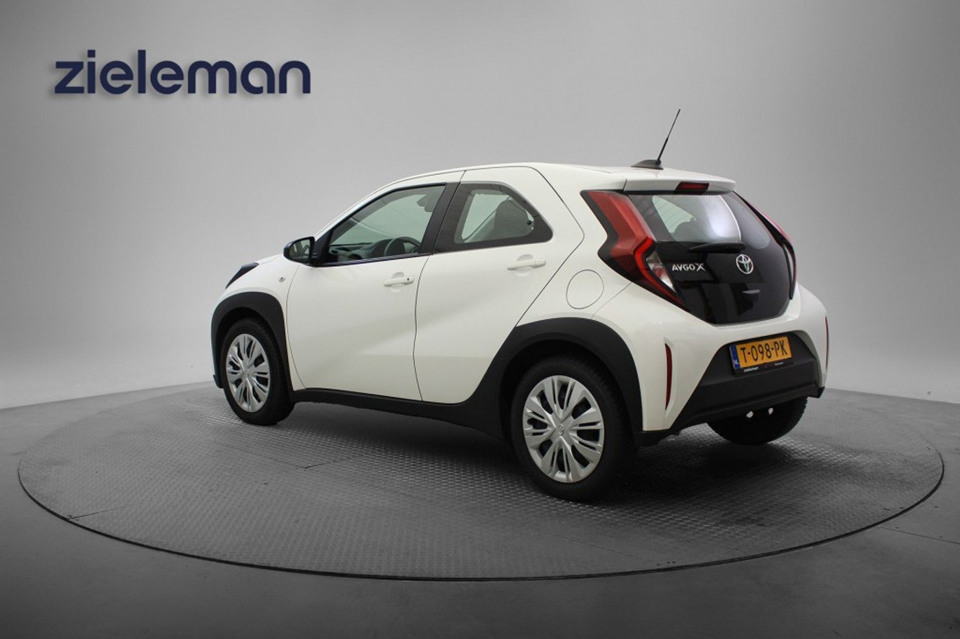 Foto van Toyota Toyota Aygo X
