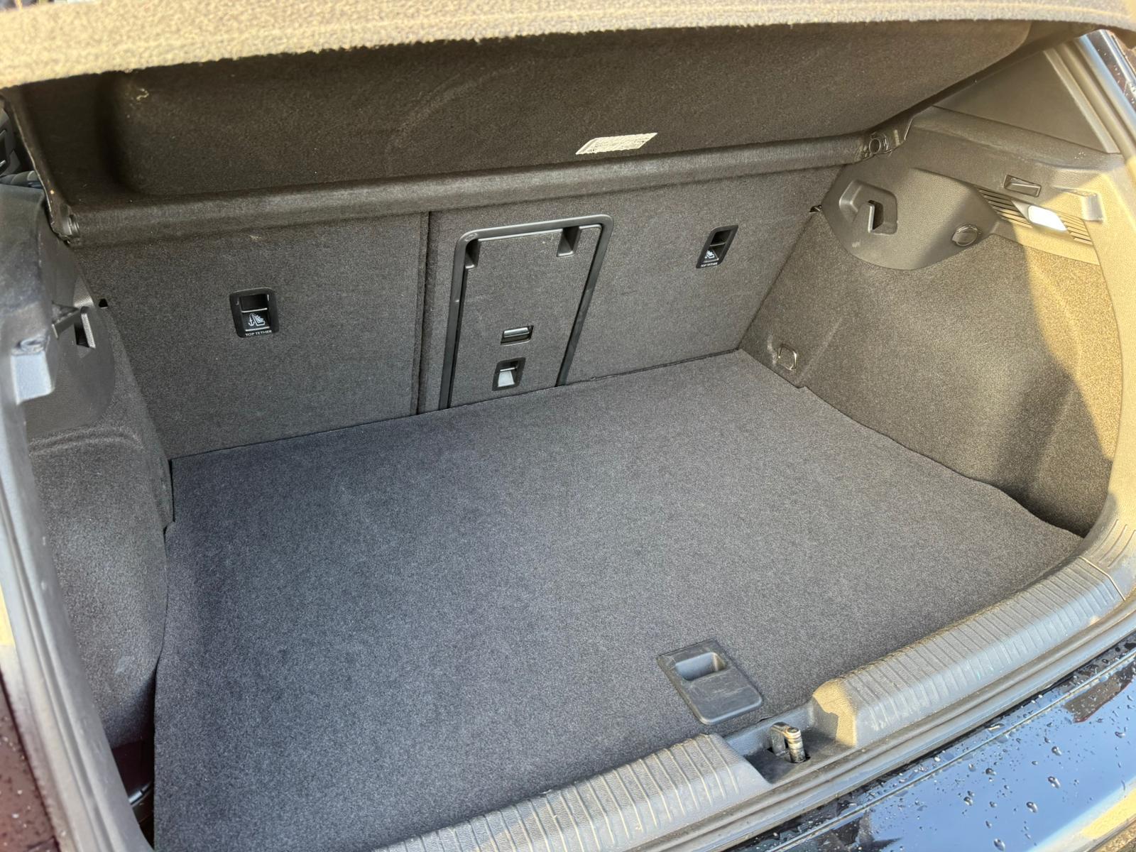 Foto van Volkswagen Golf GTE