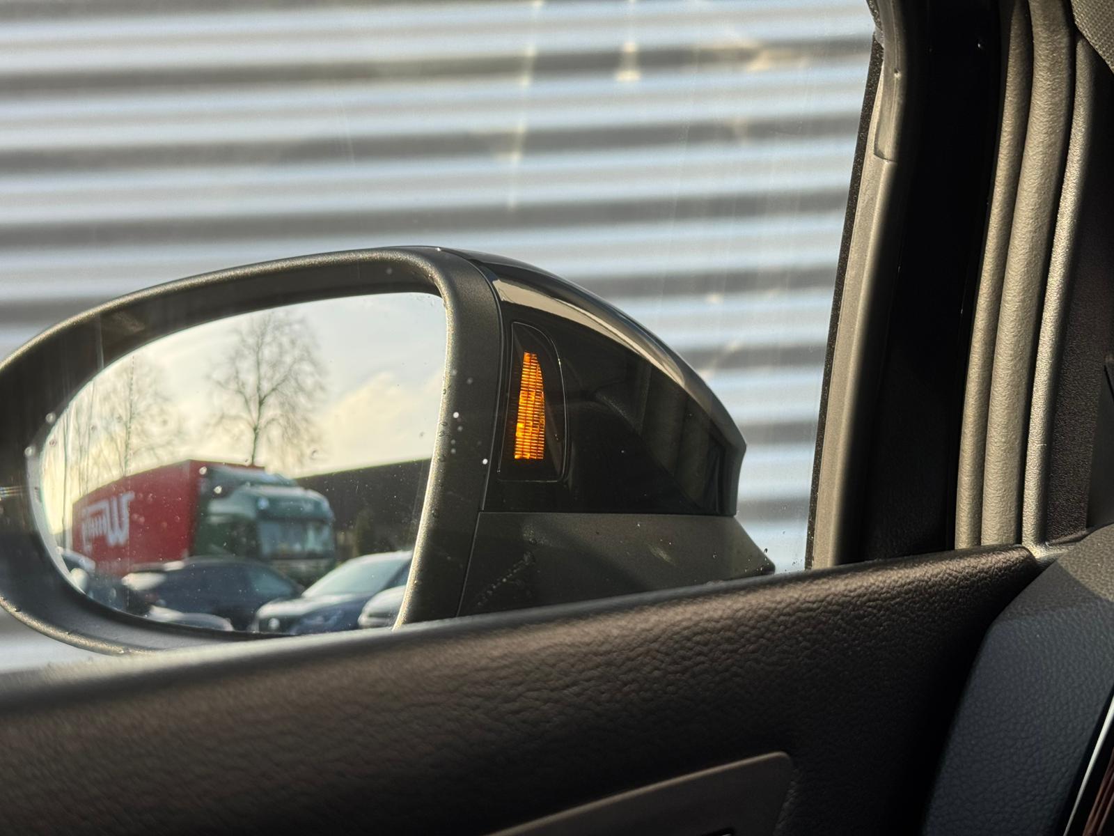 Foto van Volkswagen Golf GTE