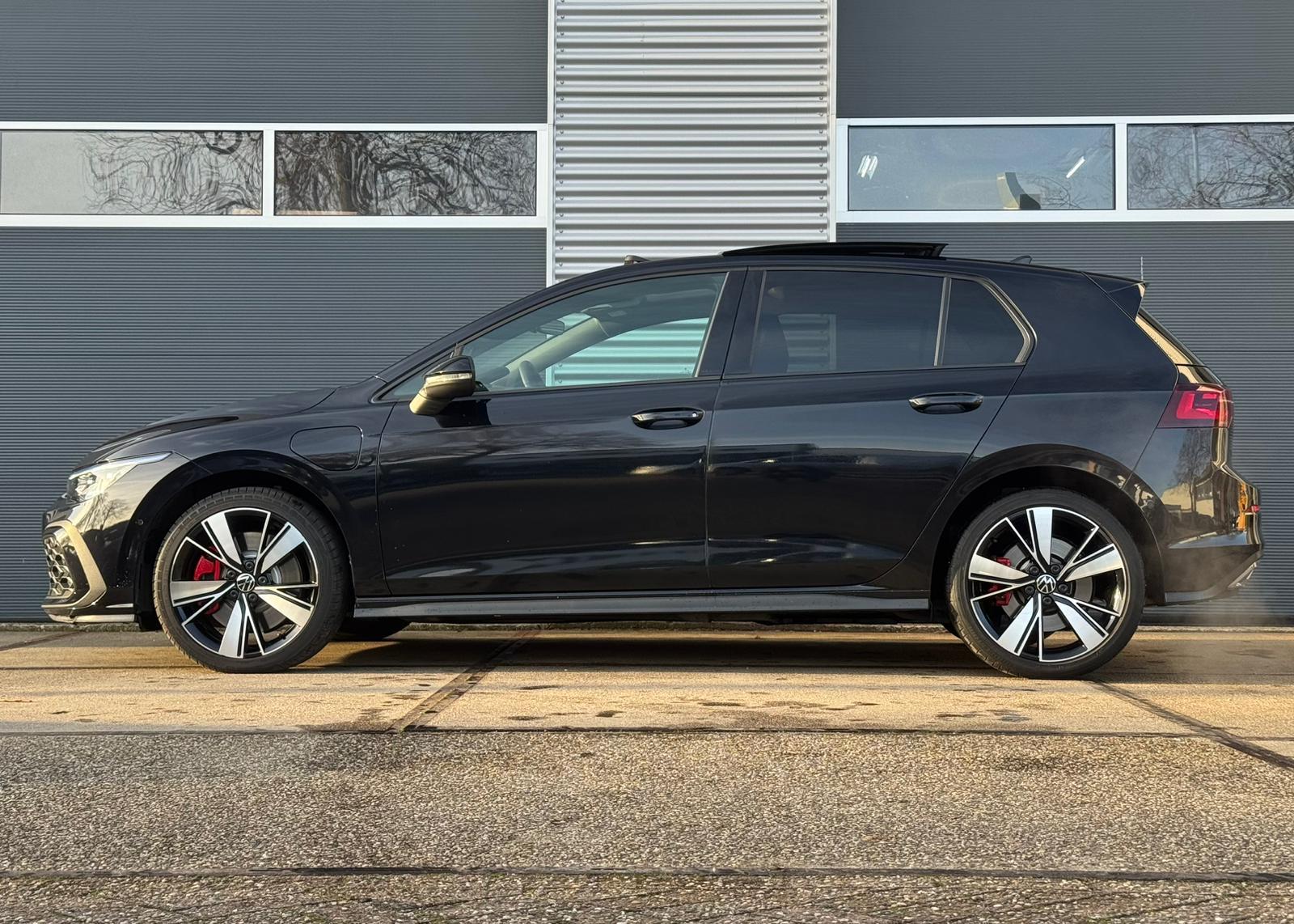 Foto van Volkswagen Golf GTE