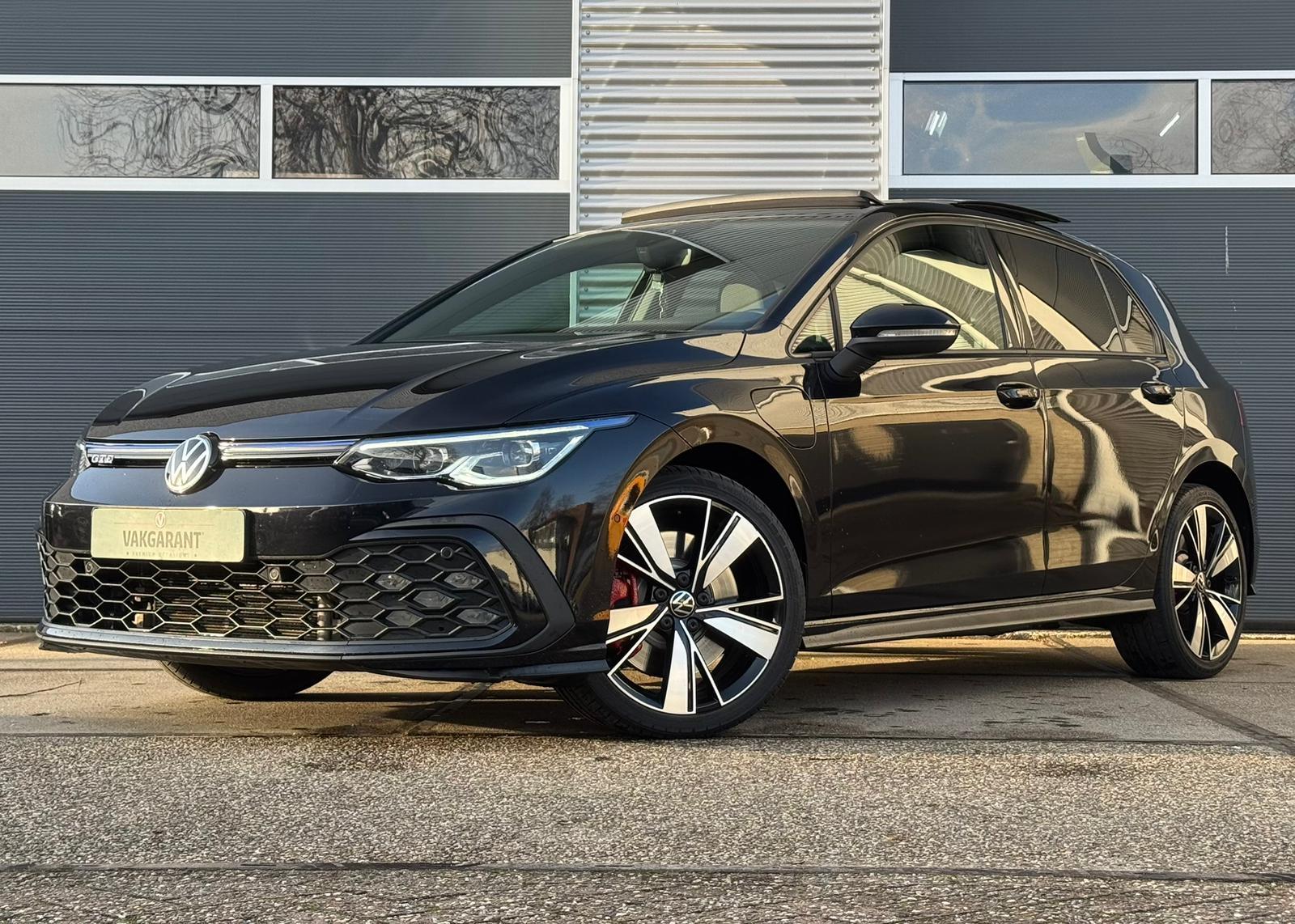 Volkswagen Golf GTE 1.4 eHybrid GTE 2021 - voorkant