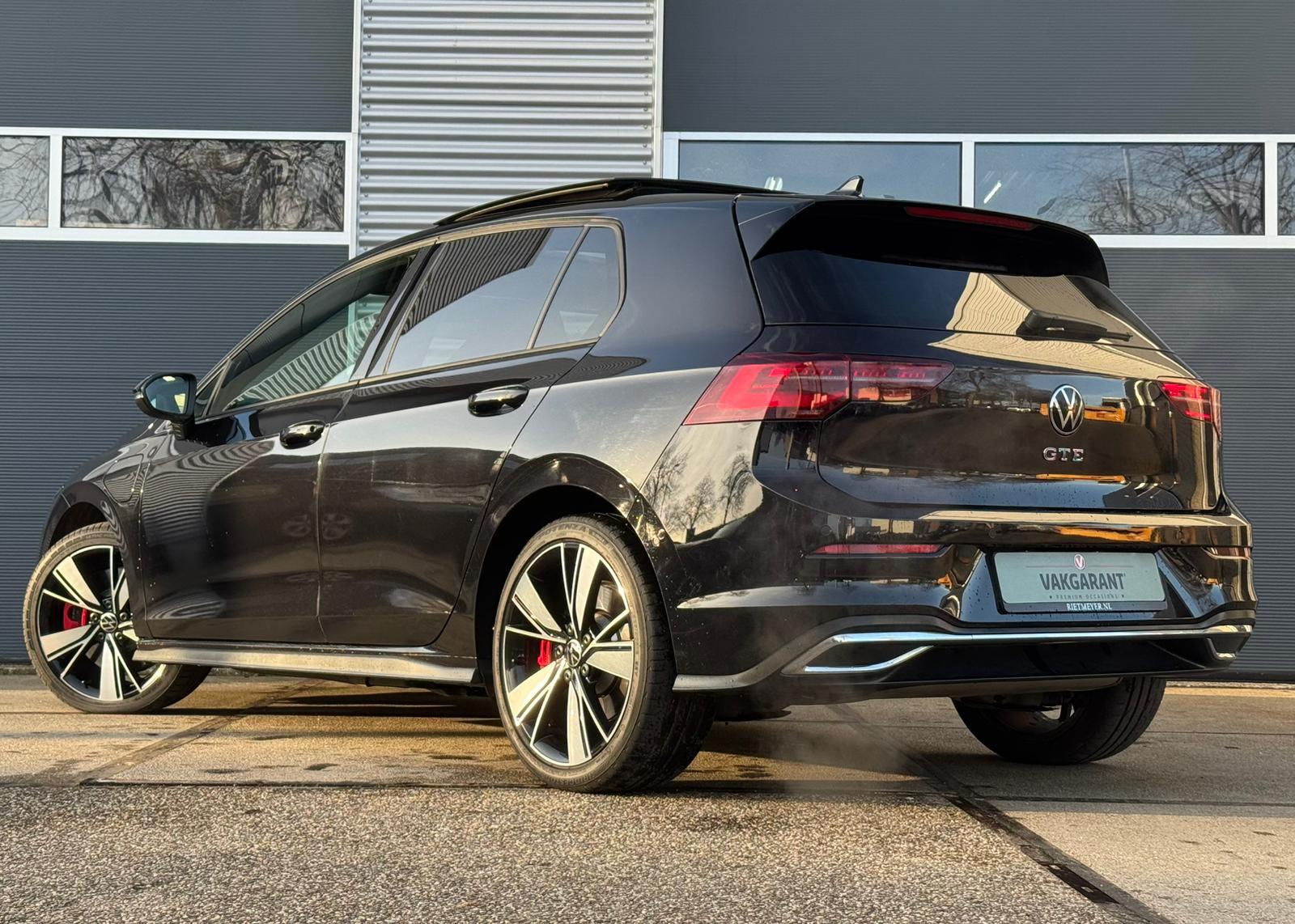 Foto van Volkswagen Golf GTE