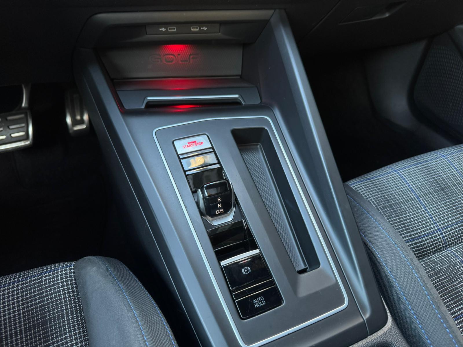 Foto van Volkswagen Golf GTE
