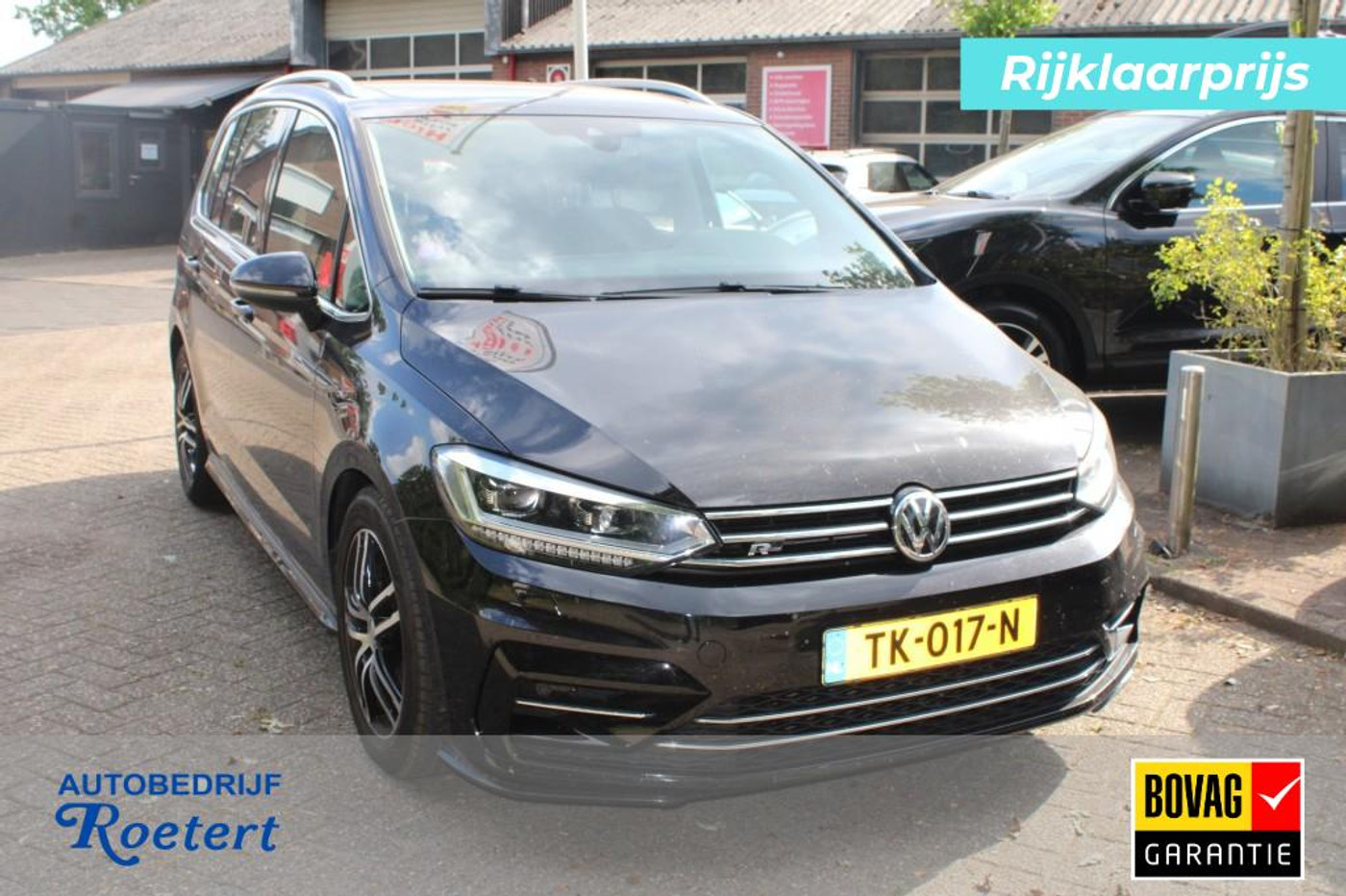 Volkswagen Touran 1.8TSi 179pk Highline R automaat ECC/ACC/navi/pano-schuifdak/trekhaak 2017 - voorkant