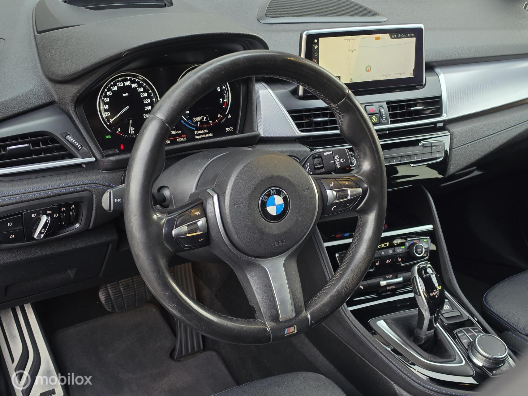 Foto van BMW 220i Active Tourer