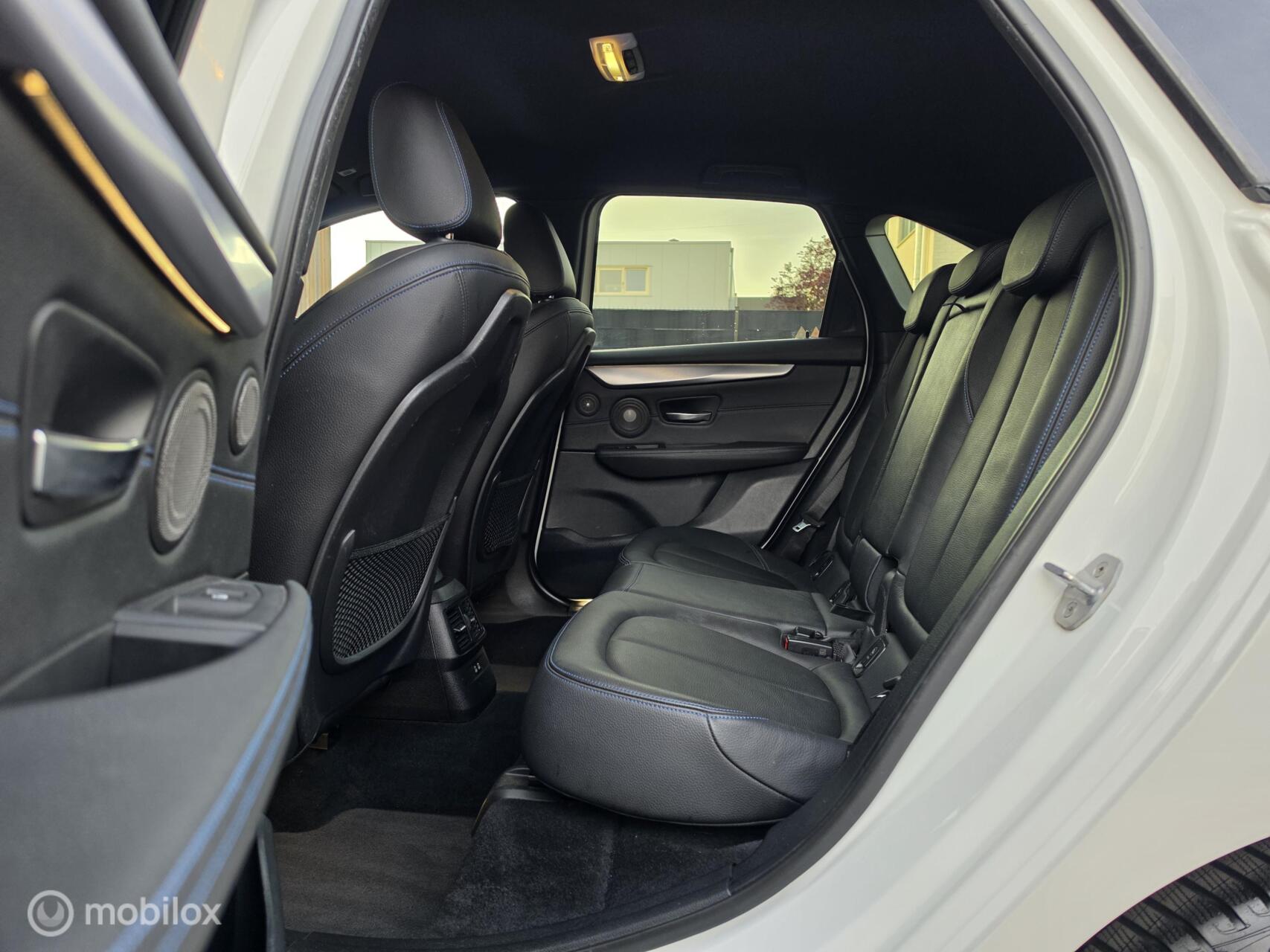 Foto van BMW 220i Active Tourer