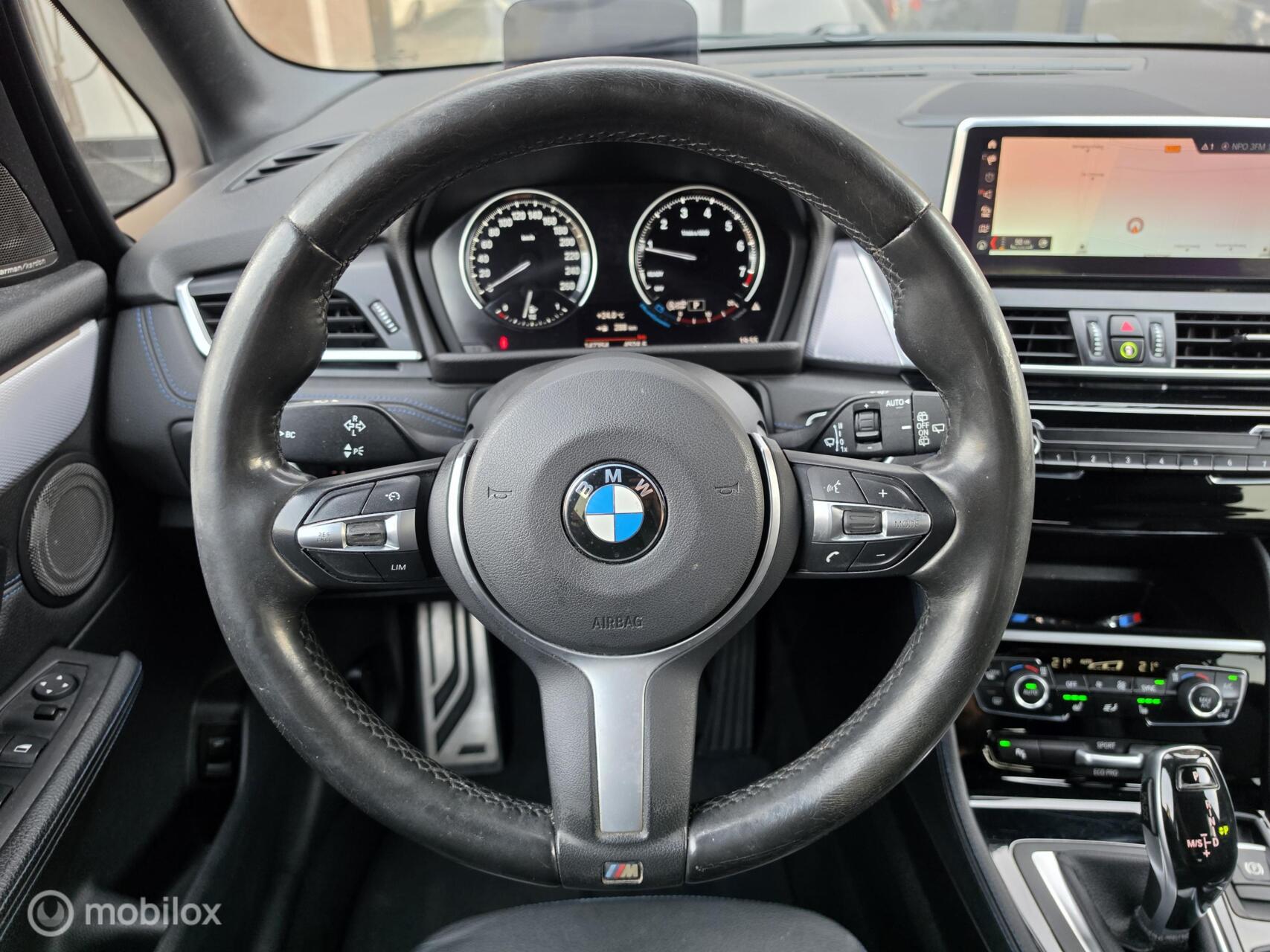 Foto van BMW 220i Active Tourer