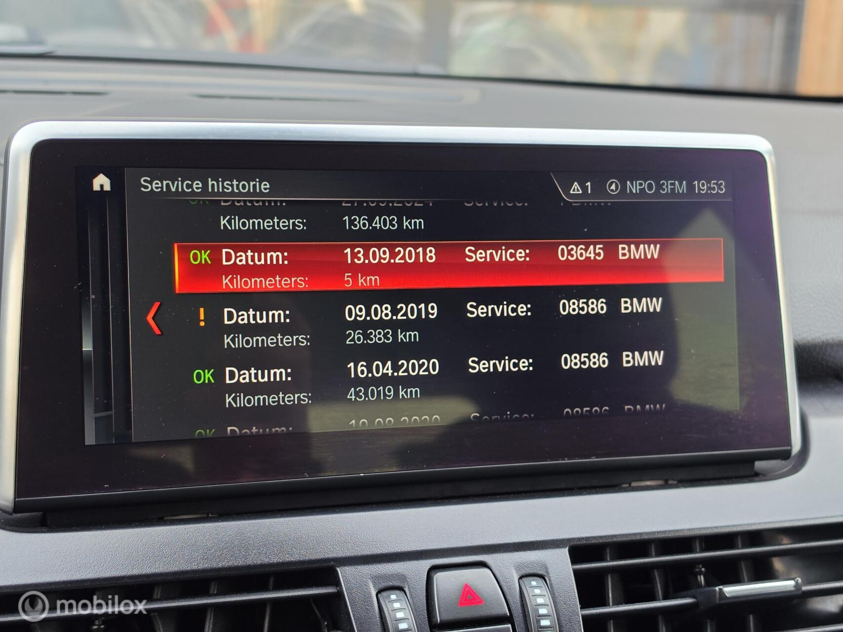 Foto van BMW 220i Active Tourer
