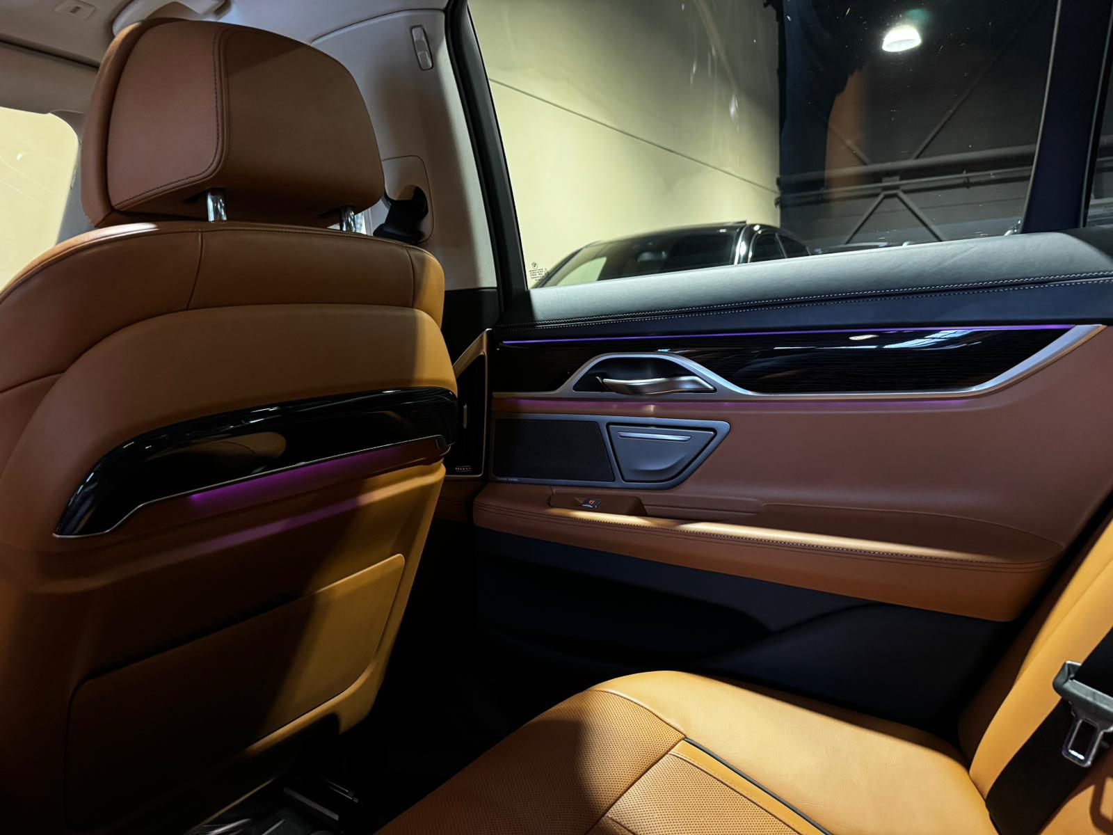Foto van BMW 750i xDrive