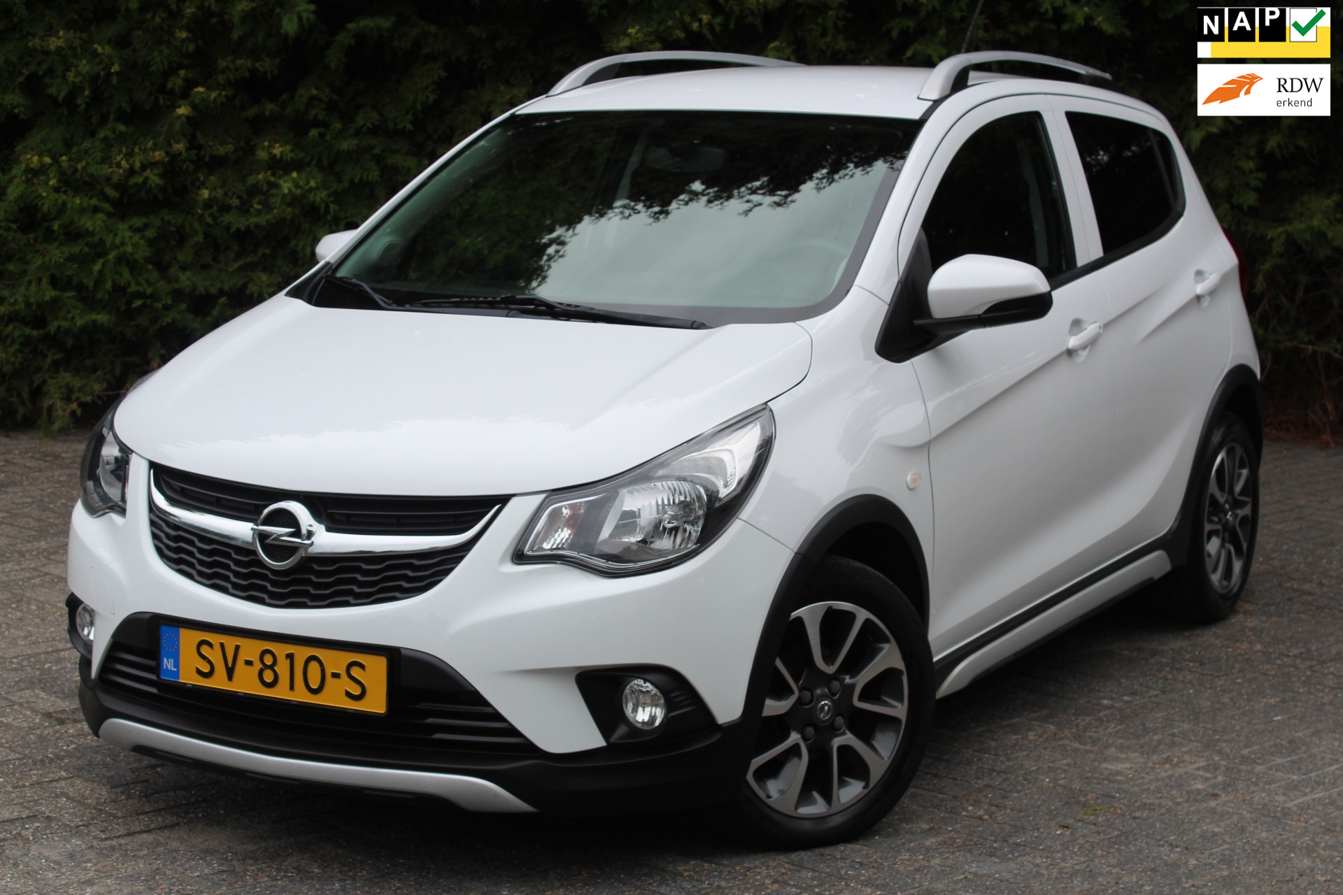 Opel Karl Rocks / Viva Rocks 1.0 Rocks Online Edition 75PK | Parkeersensoren | Cruise Control | Airco 2018 - voorkant