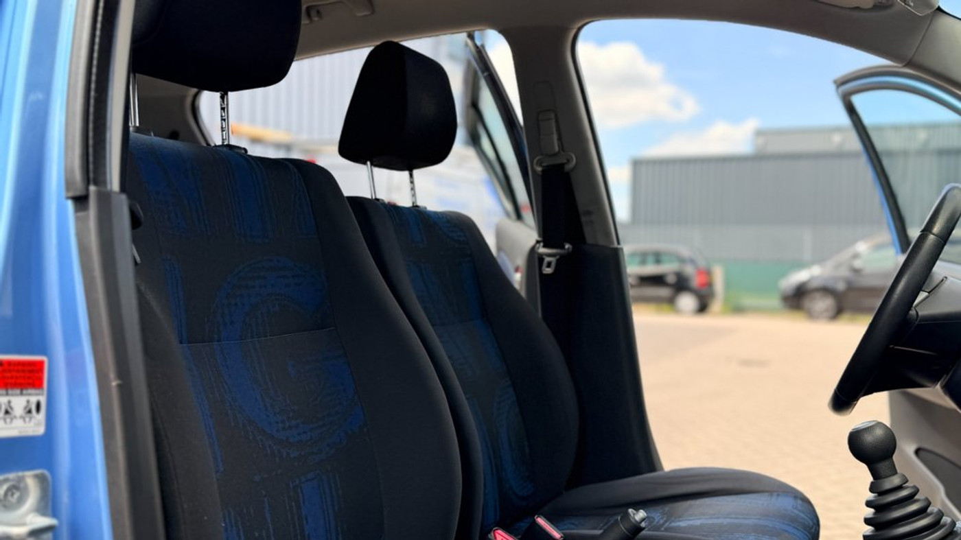 Foto van Opel Agila