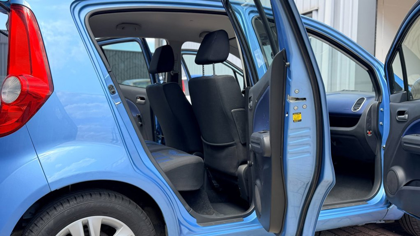 Foto van Opel Agila
