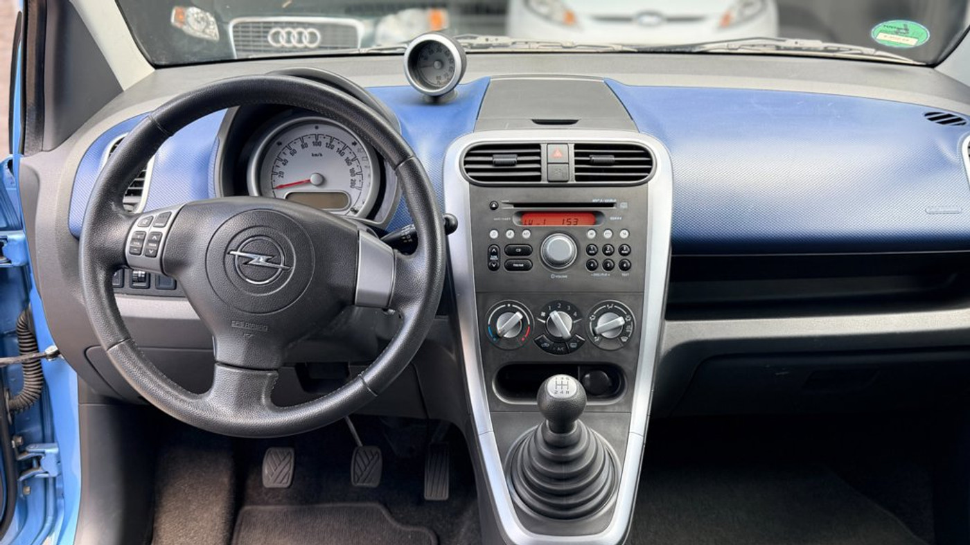 Foto van Opel Agila