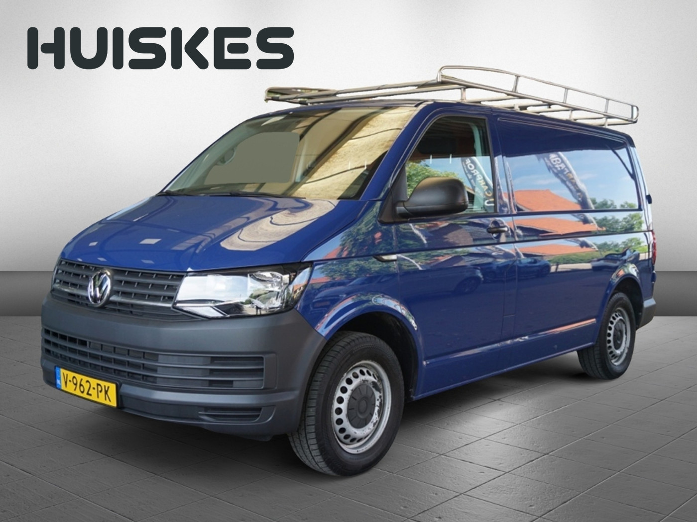 Volkswagen Transporter 2.0 TDI L1H1 Comfort | Trekhaak | Imperiaal | Betimmering | AC 2018 - voorkant