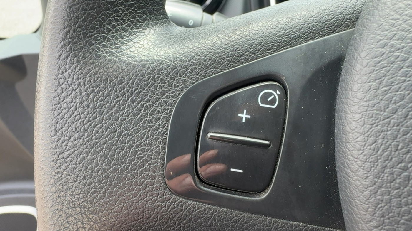 Foto van Opel Vivaro-b