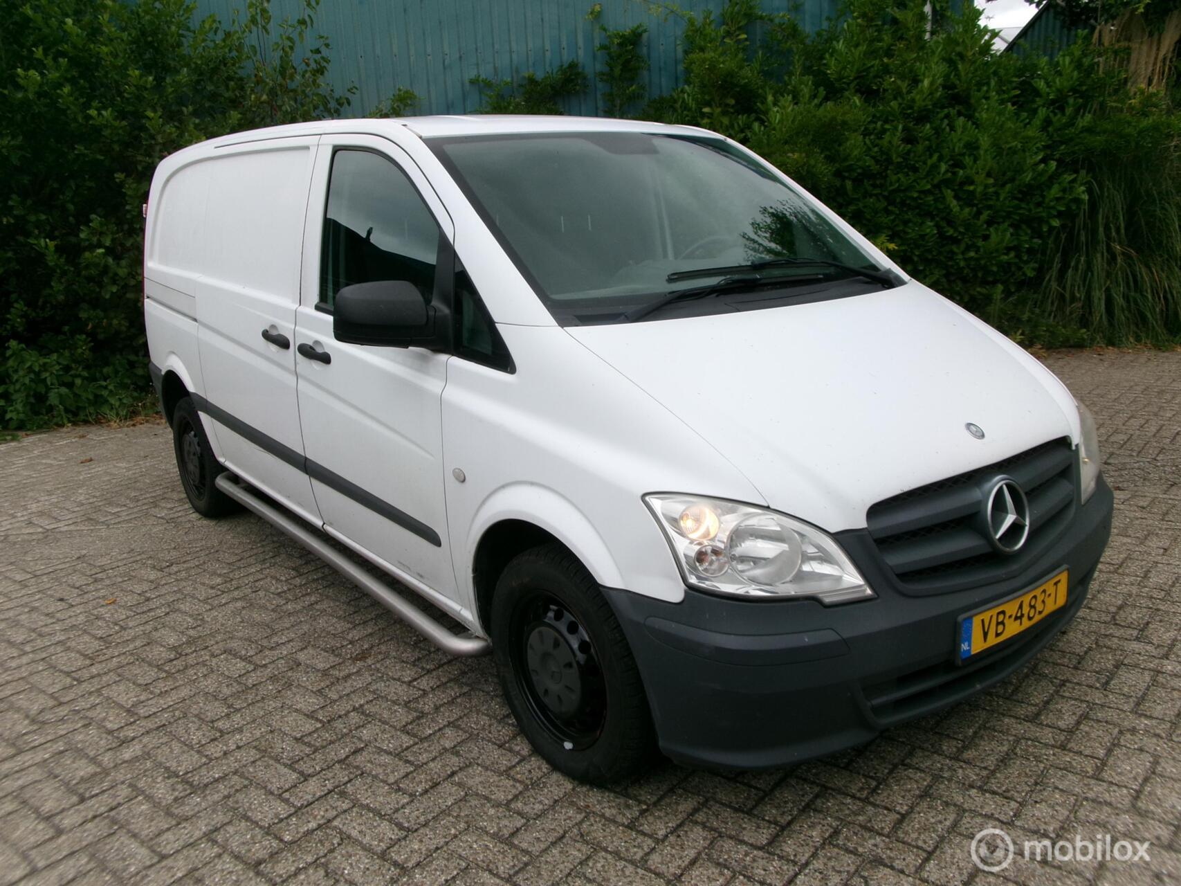 Mercedes-Benz Vito 110 CDI 320 Economy 2013 - voorkant
