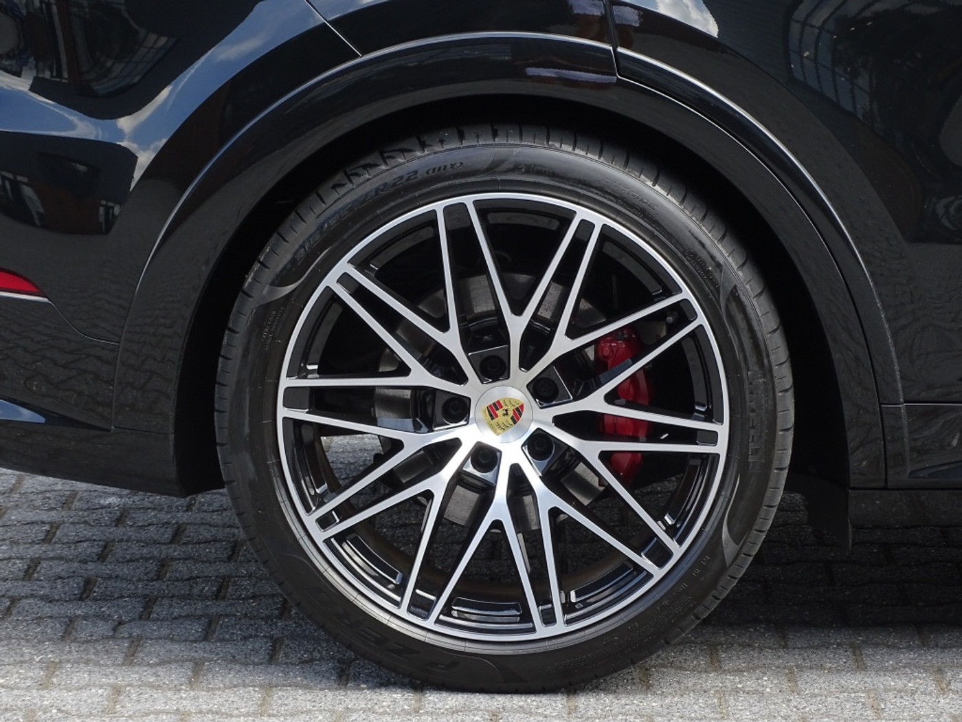 Foto van Porsche Cayenne E-hybrid