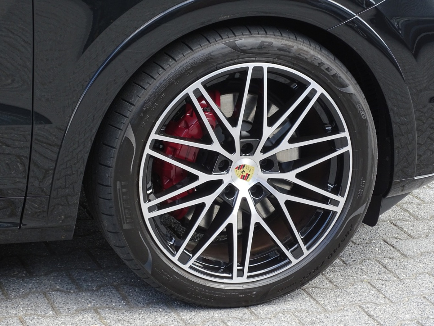 Foto van Porsche Cayenne E-hybrid