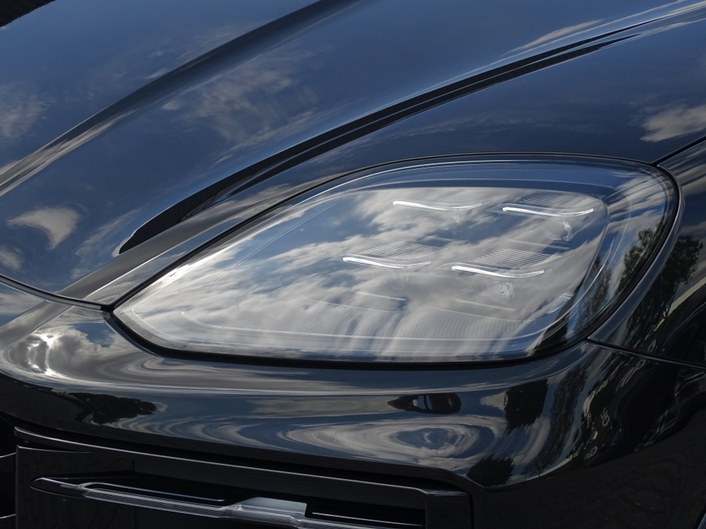 Foto van Porsche Cayenne E-hybrid