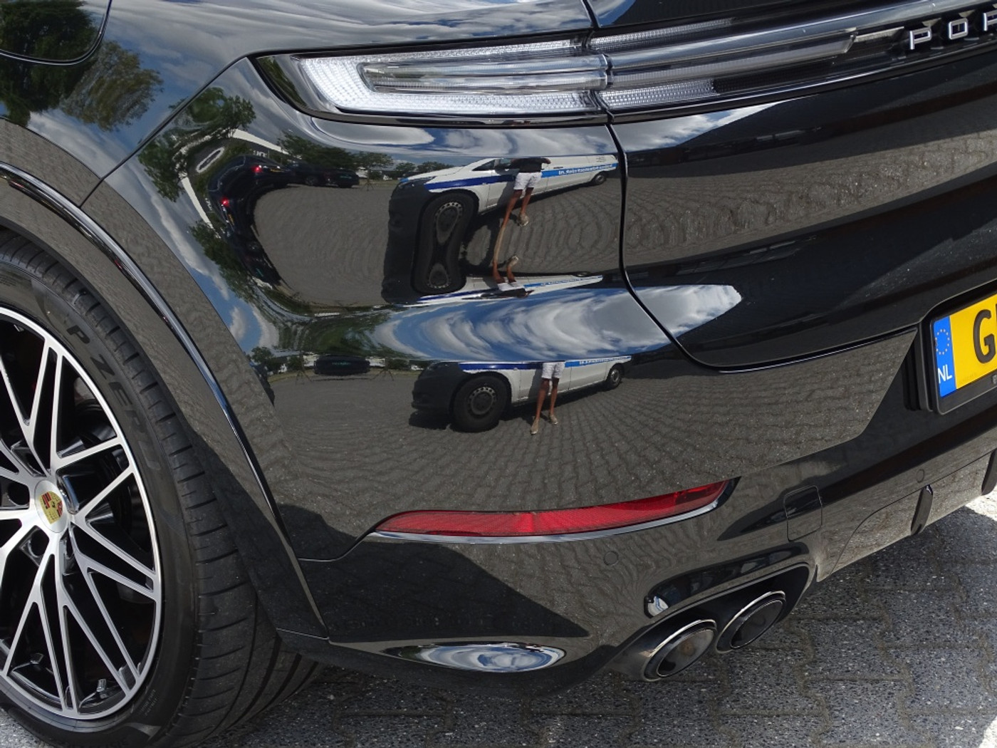Foto van Porsche Cayenne E-hybrid