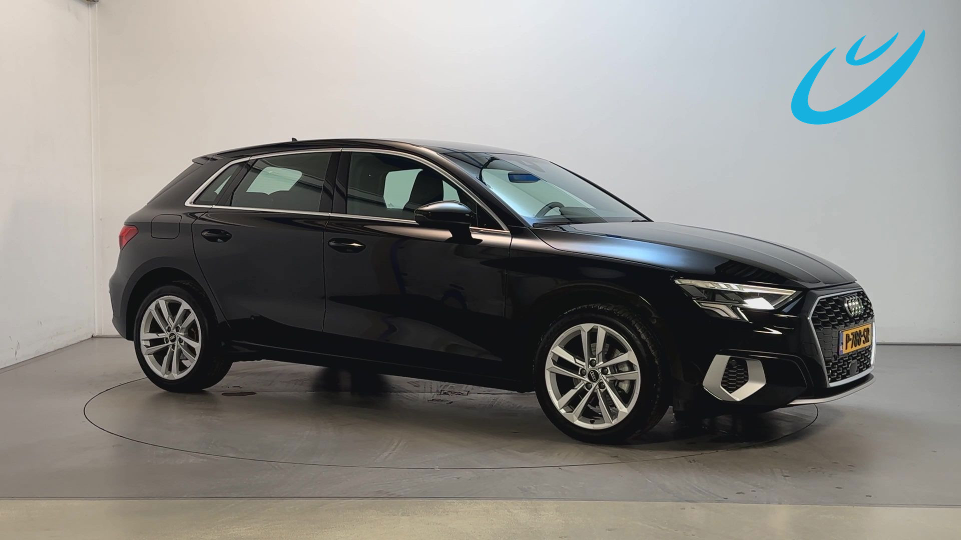 Audi A3 Sportback 30 TFSI Advanced Edition Sfeerverlichting Adaptive Cruise DAB+ App-Connect 2022 - voorkant