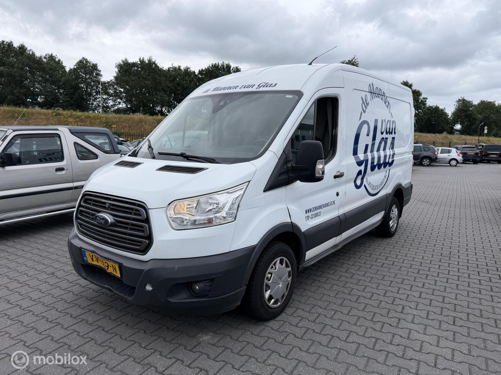 Ford Transit 290 2.2 TDCI L2H2 Ambiente 2016 - voorkant