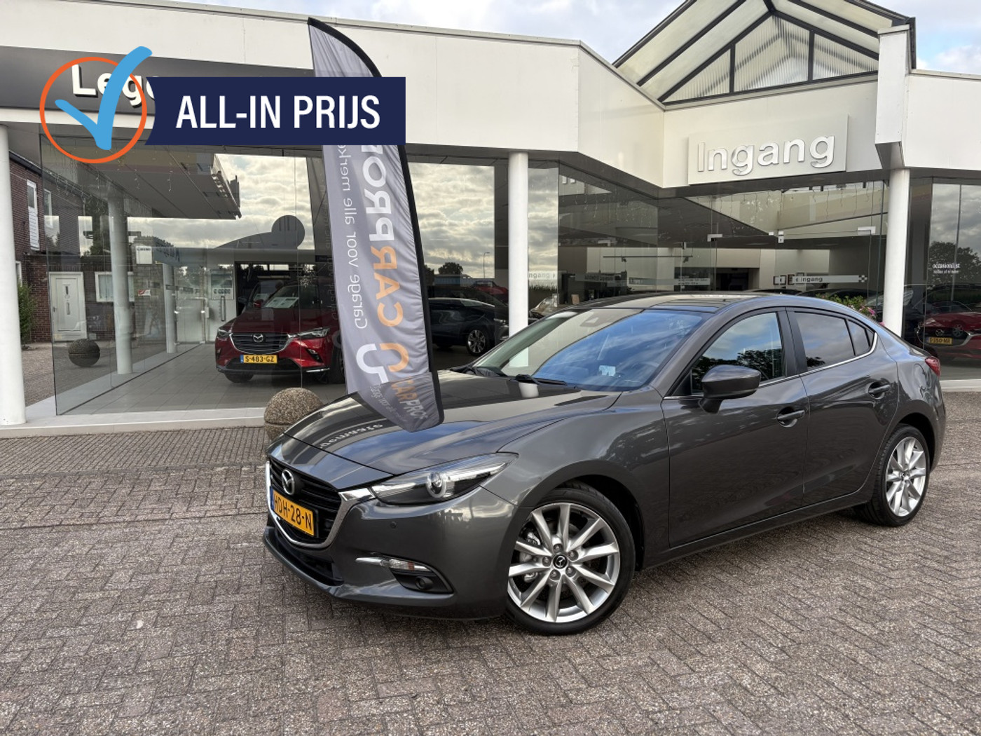 Mazda Mazda3 2.0 S.A. 120 GT-M 2017 - voorkant